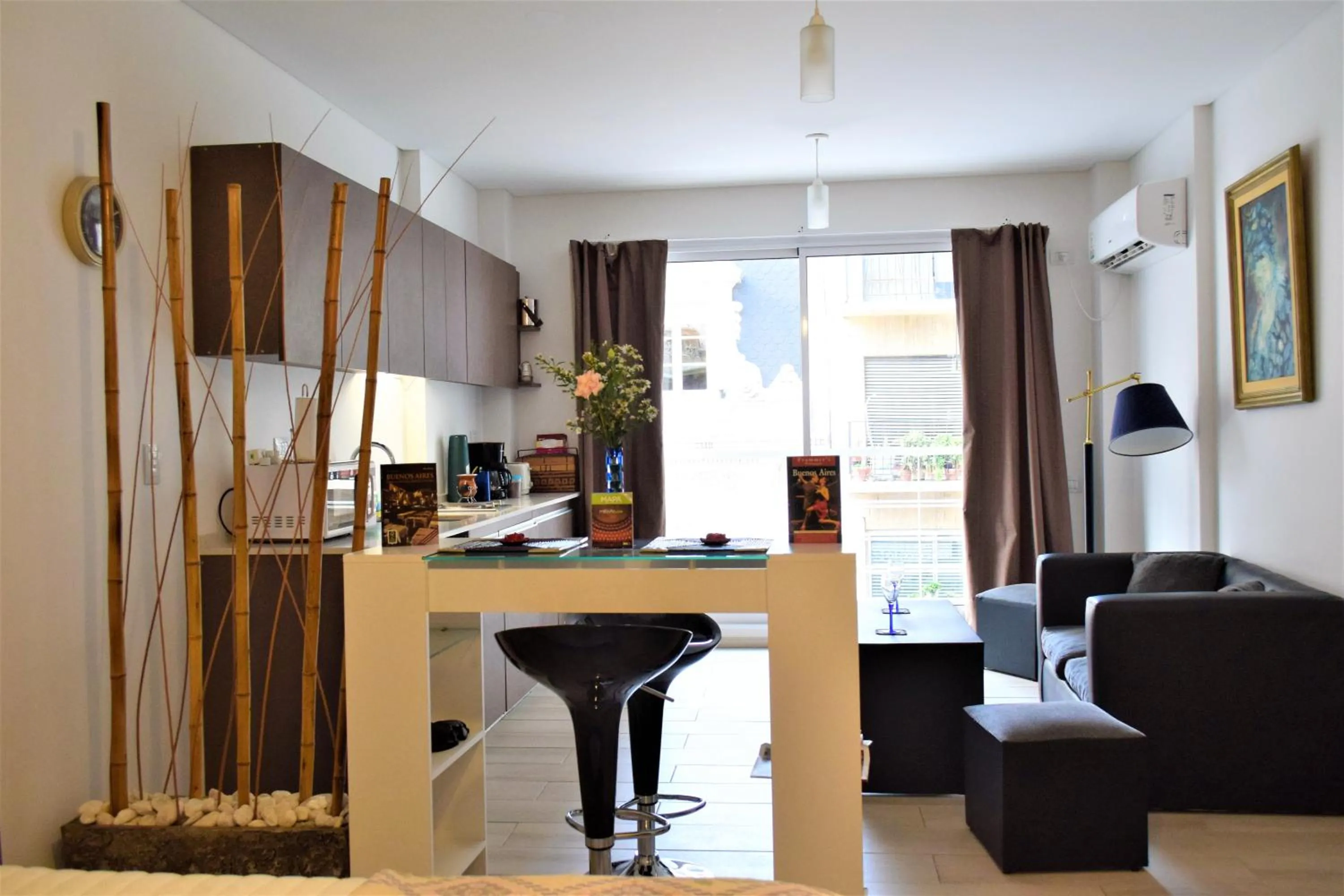 Seating area in New Apartment in Recoleta