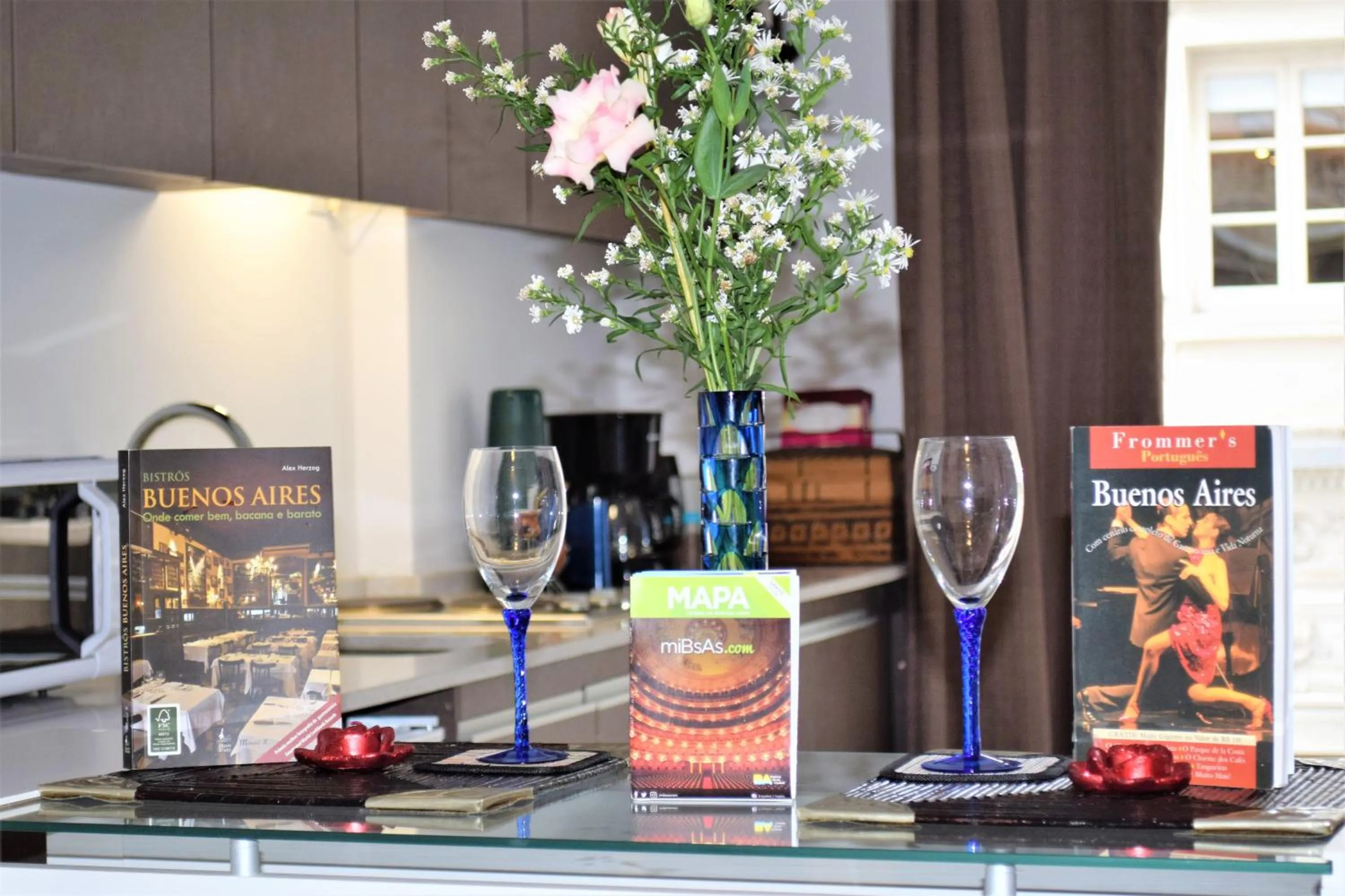 Dining area in New Apartment in Recoleta