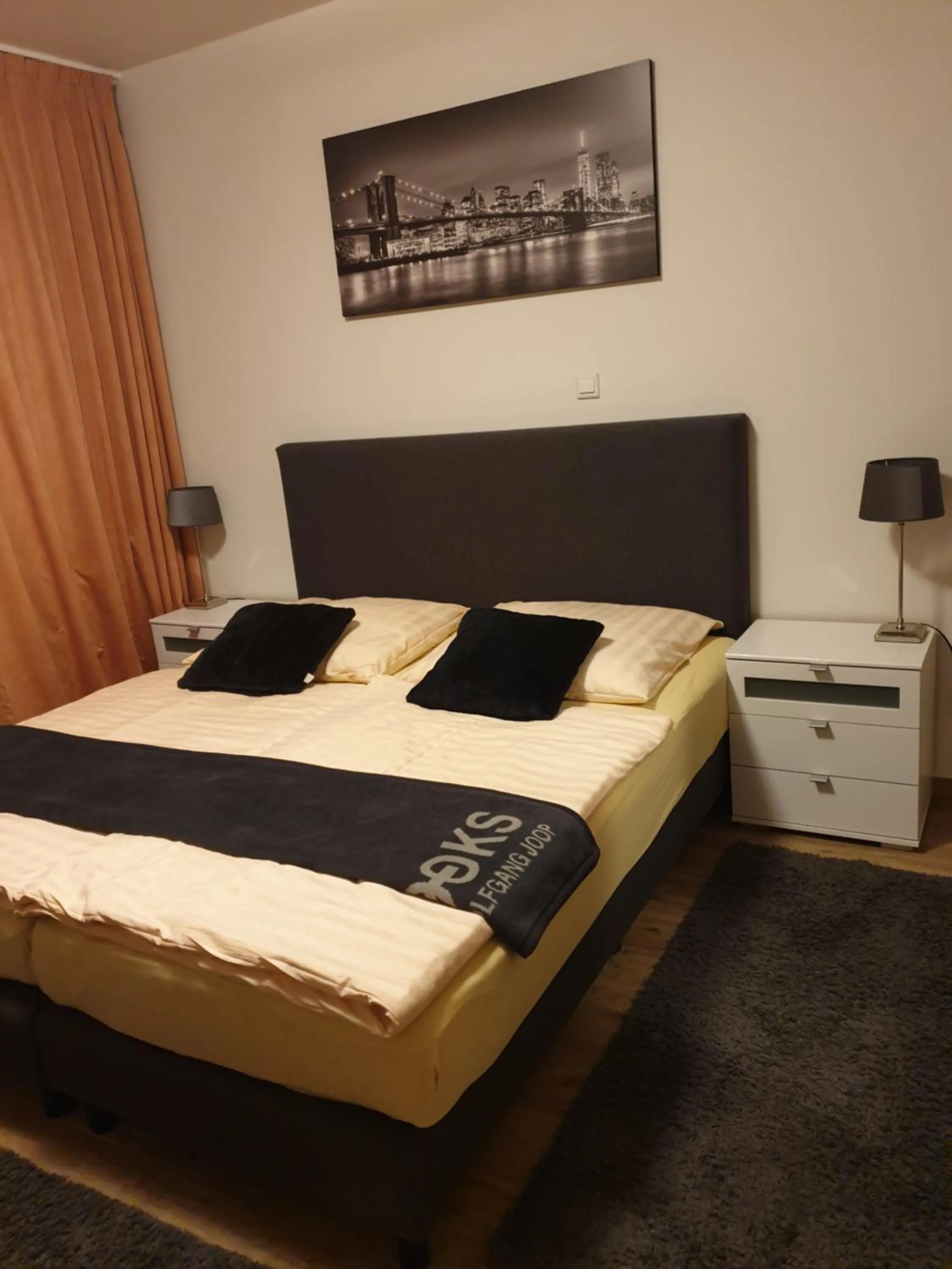 Photo of the whole room, Bed in Hotel Eigelstein