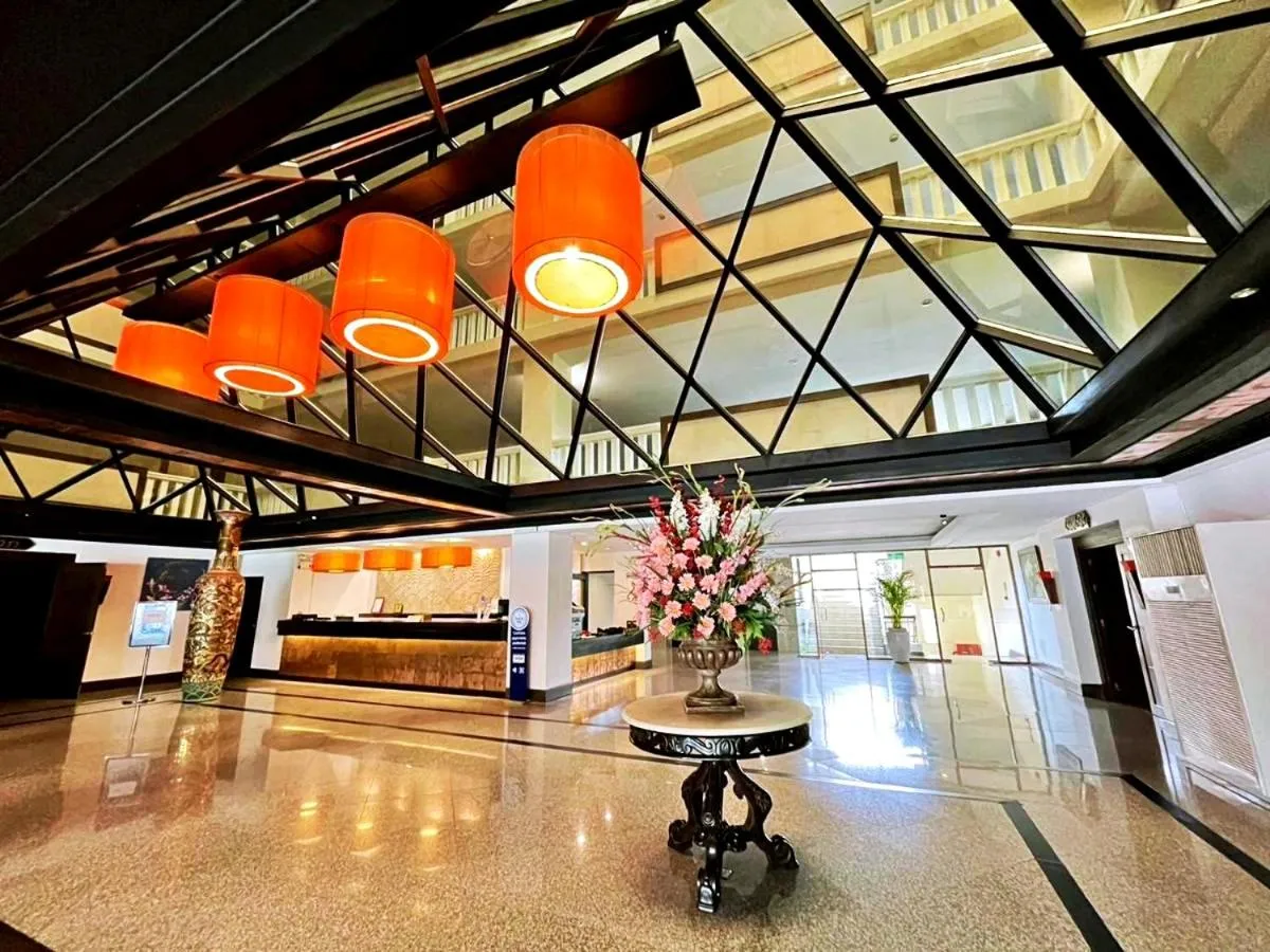 Lobby or reception in Royal Peninsula Hotel Chiangmai