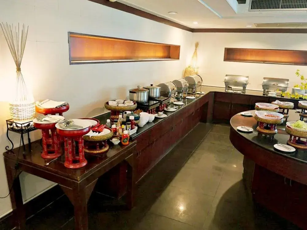 Restaurant/places to eat in Royal Peninsula Hotel Chiangmai Restaurant/places to eat in Royal Peninsula Hotel Chiangmai