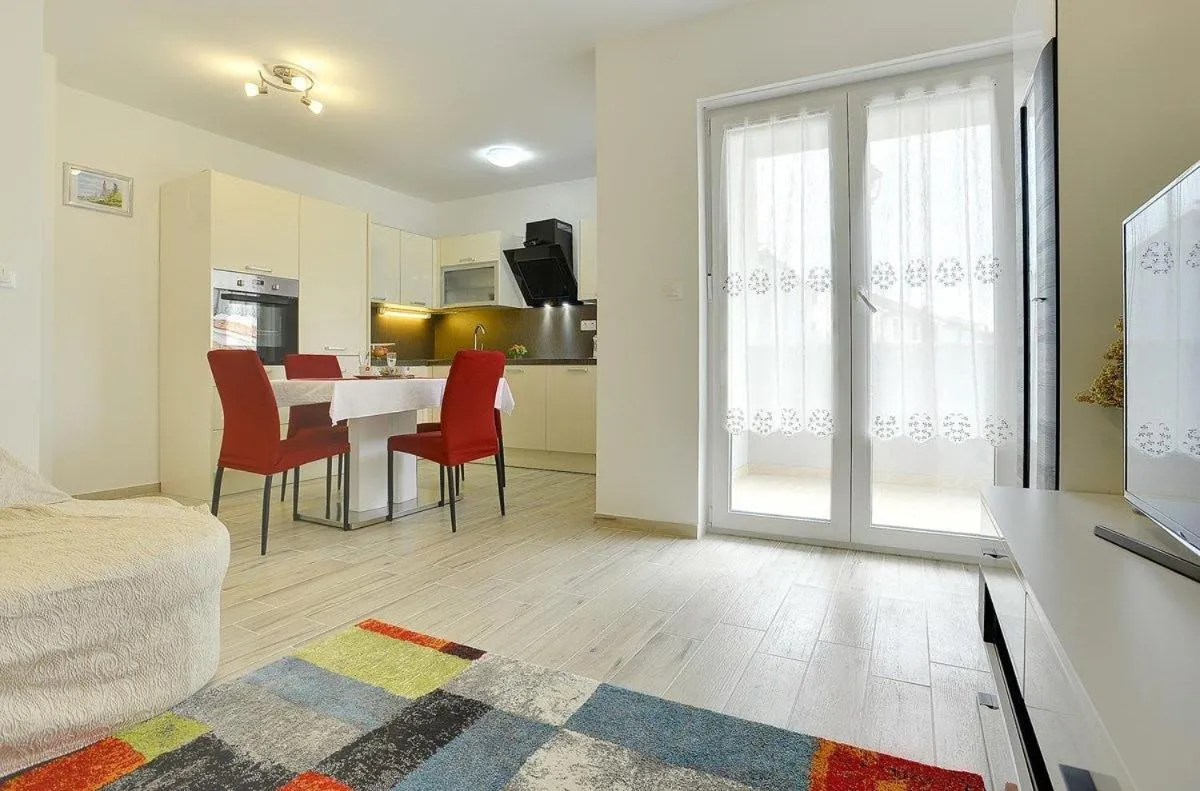Apartments Elviana
