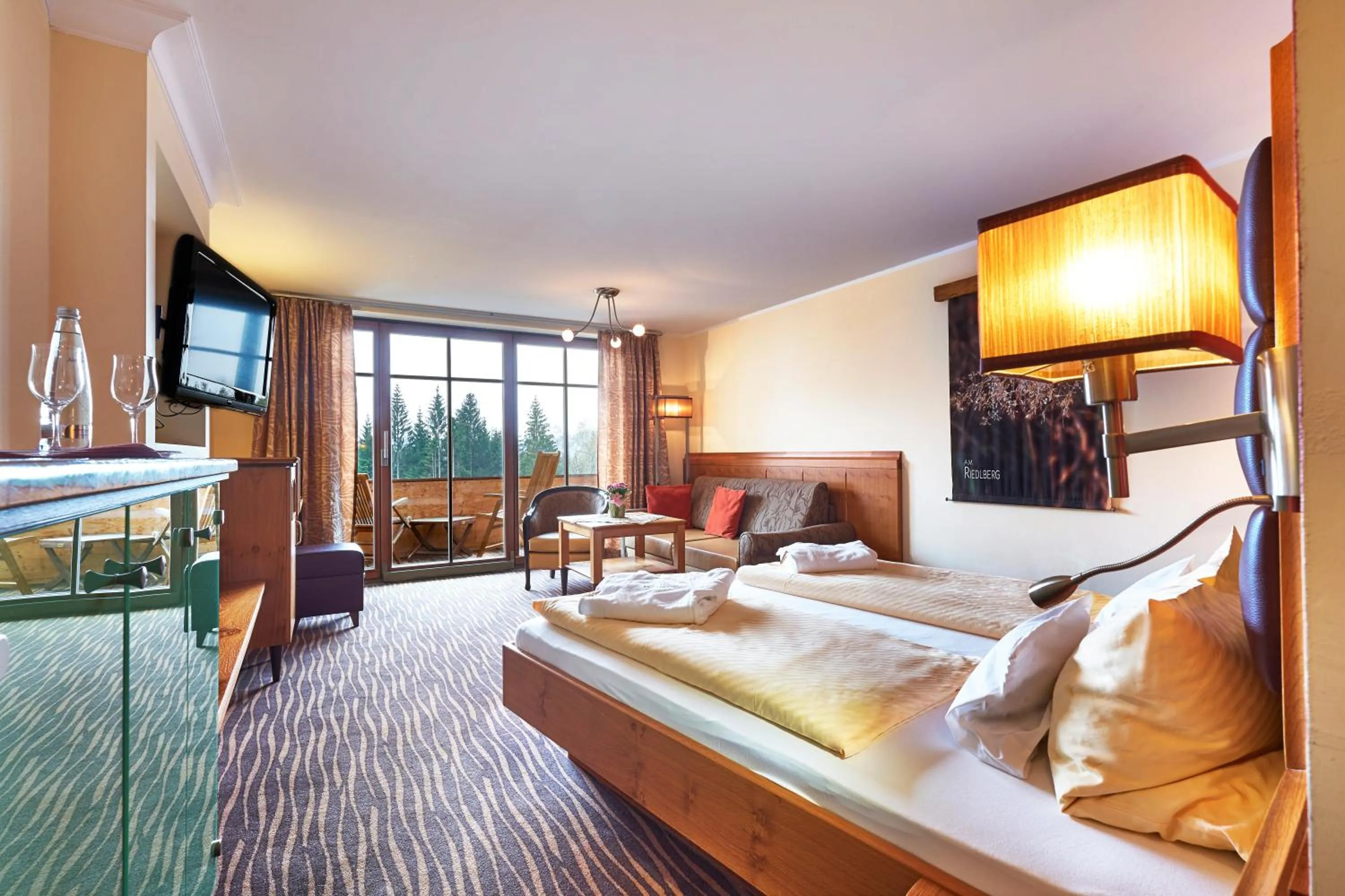 Photo of the whole room, Bed in Wellnesshotel Riedlberg