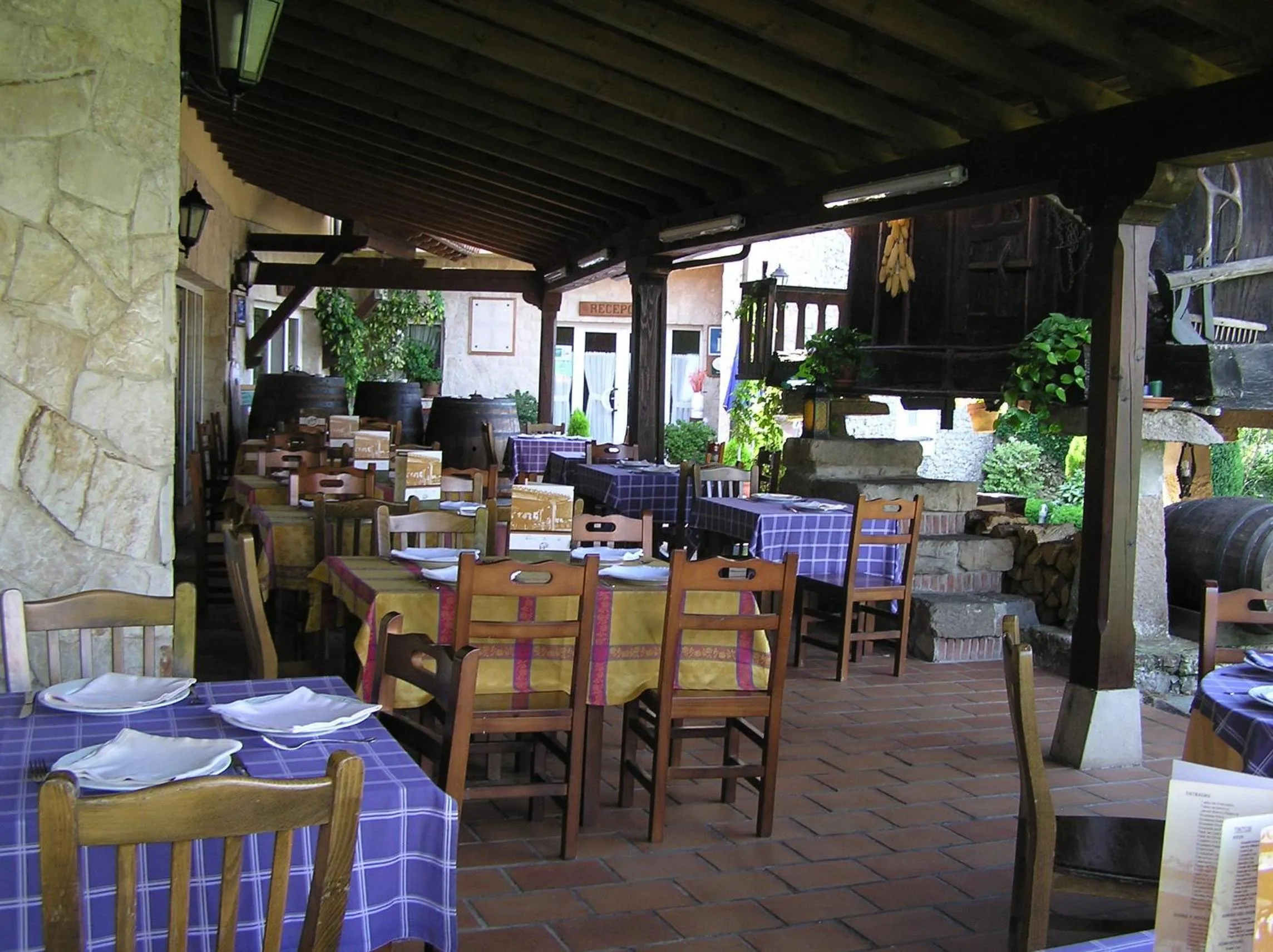 Restaurant/places to eat in Hotel Entreviñes