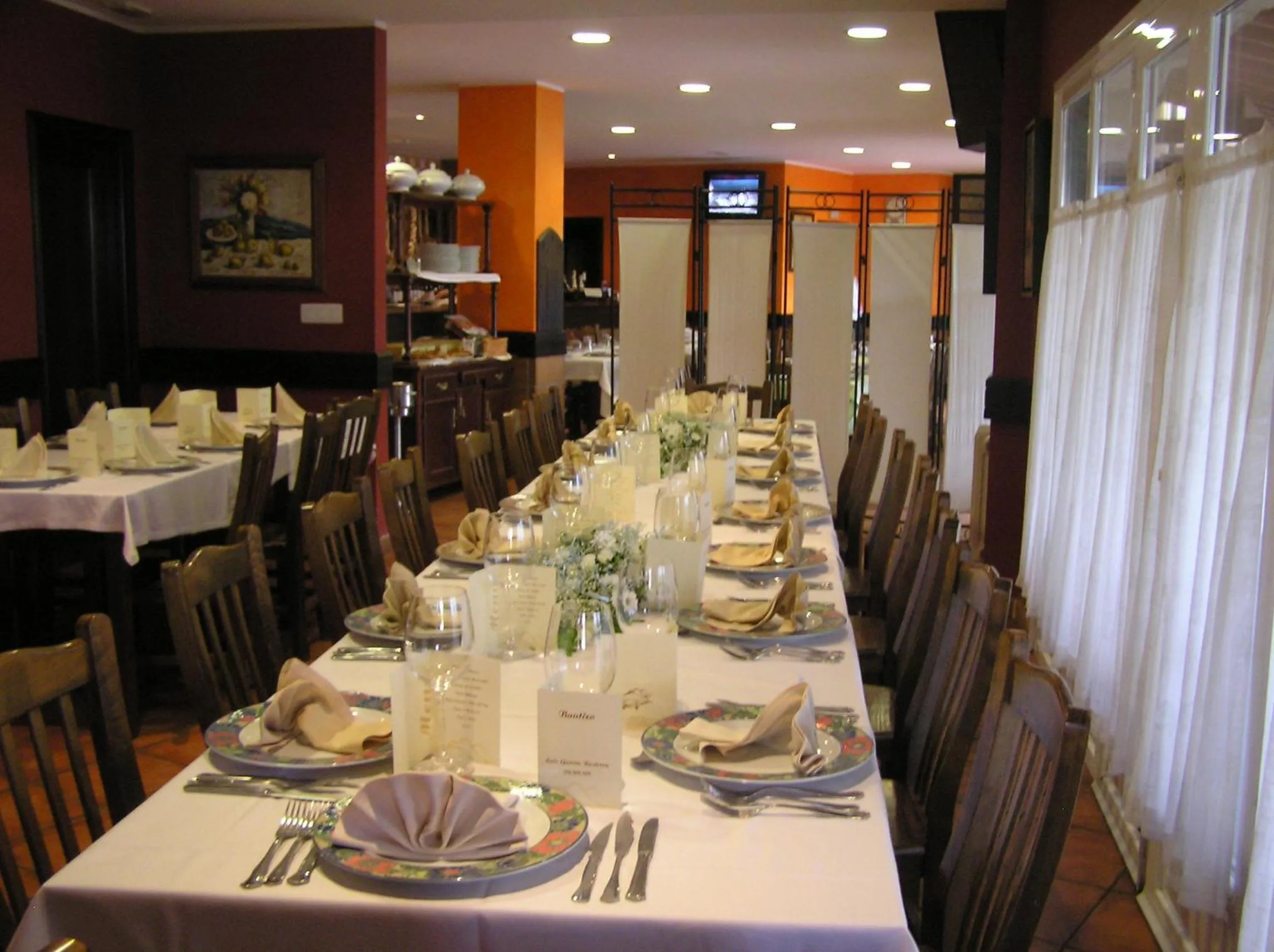 Restaurant/places to eat in Hotel Entreviñes