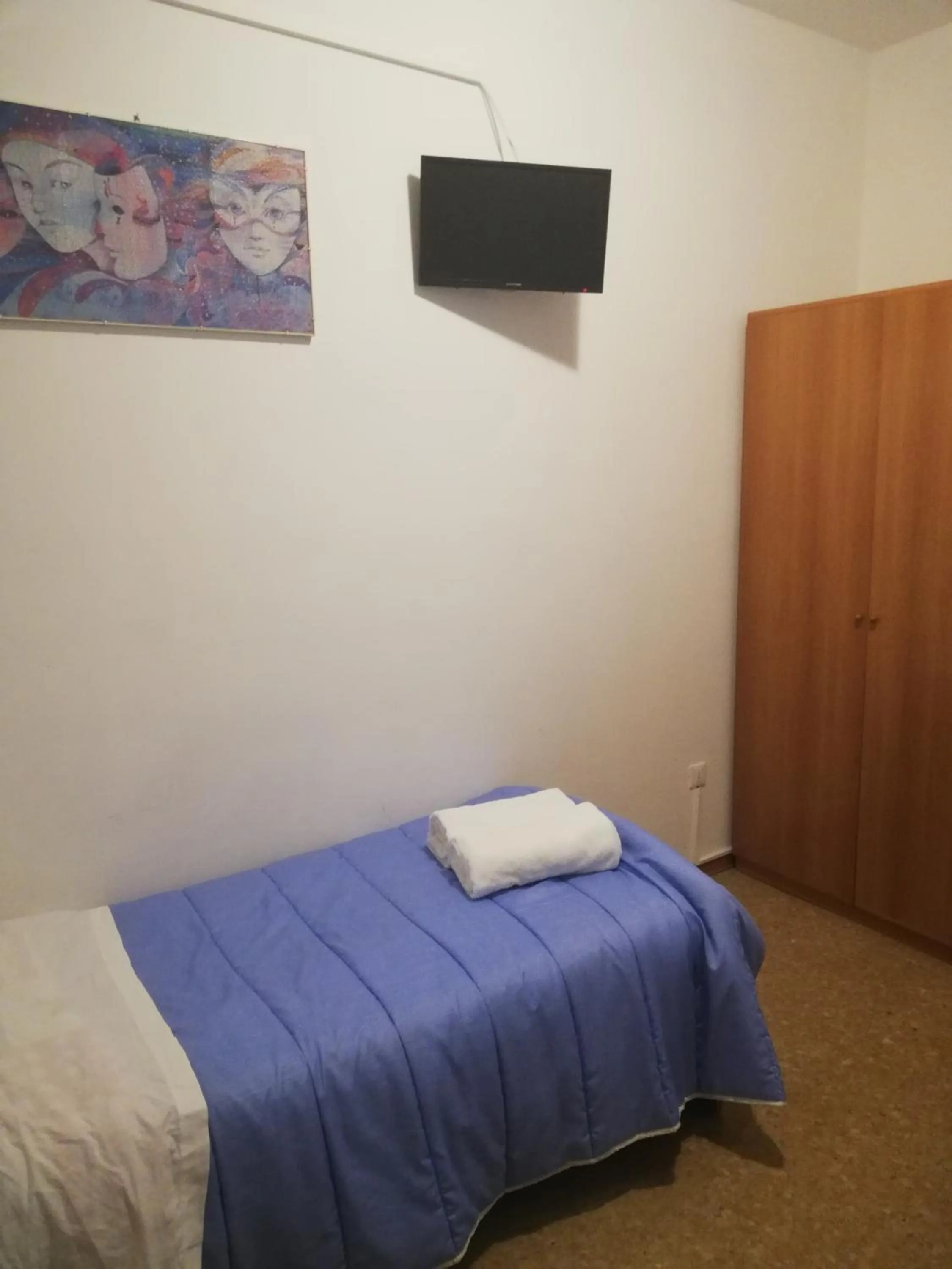 Bed in Venice Best Vacation