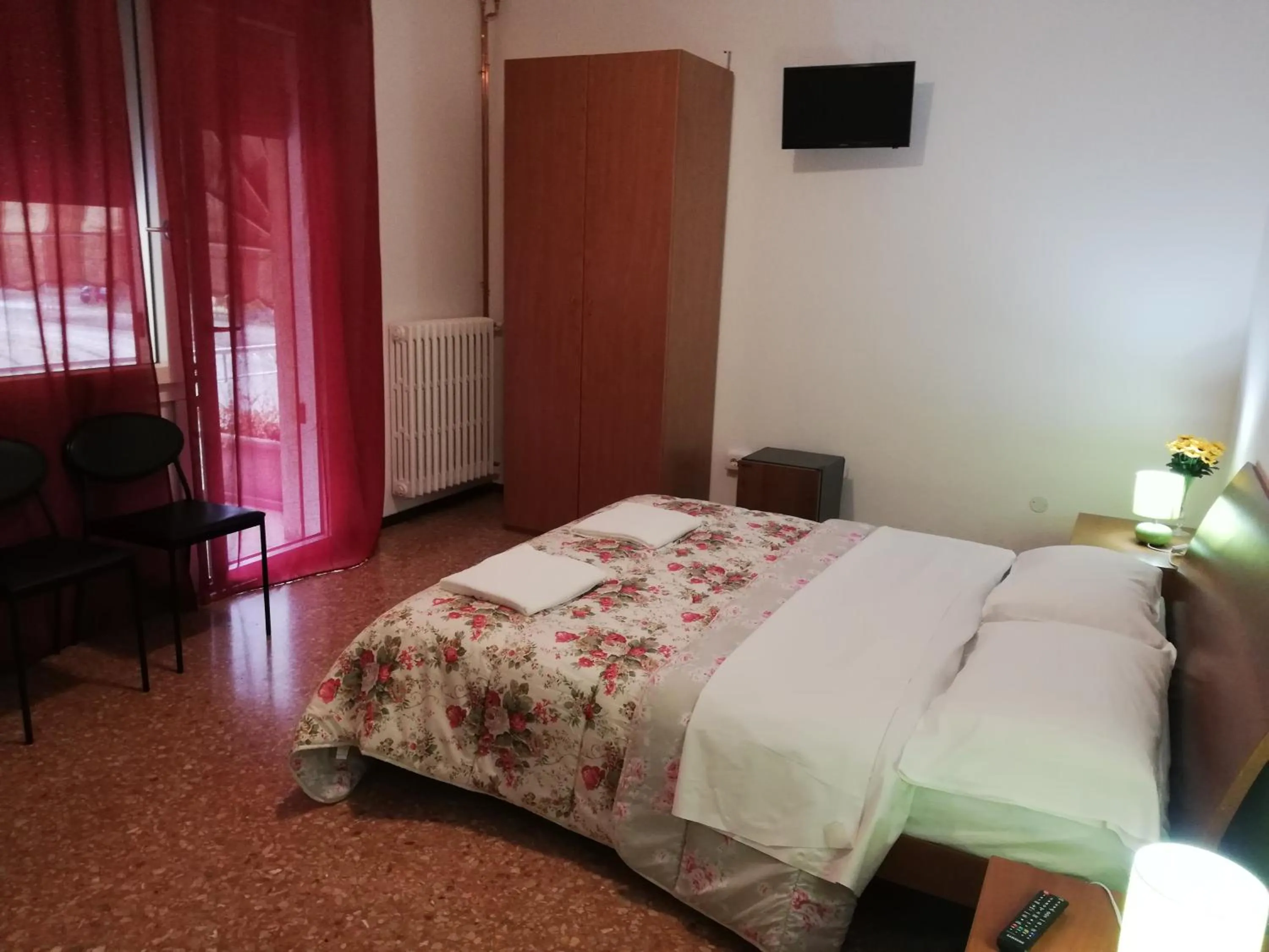 Bed in Venice Best Vacation