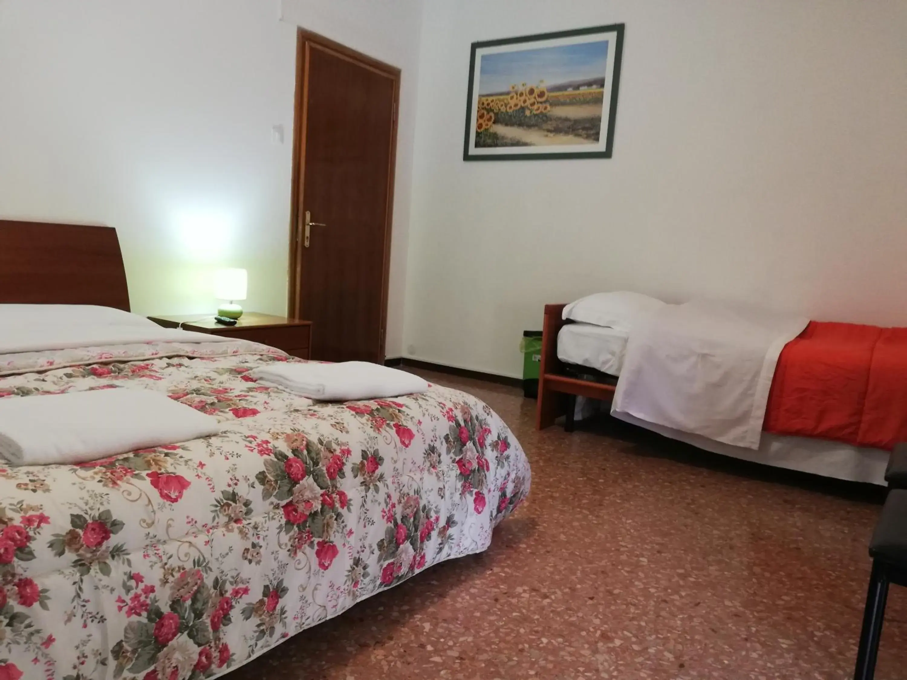 Classic Triple Room in Venice Best Vacation Classic Triple Room in Venice Best Vacation