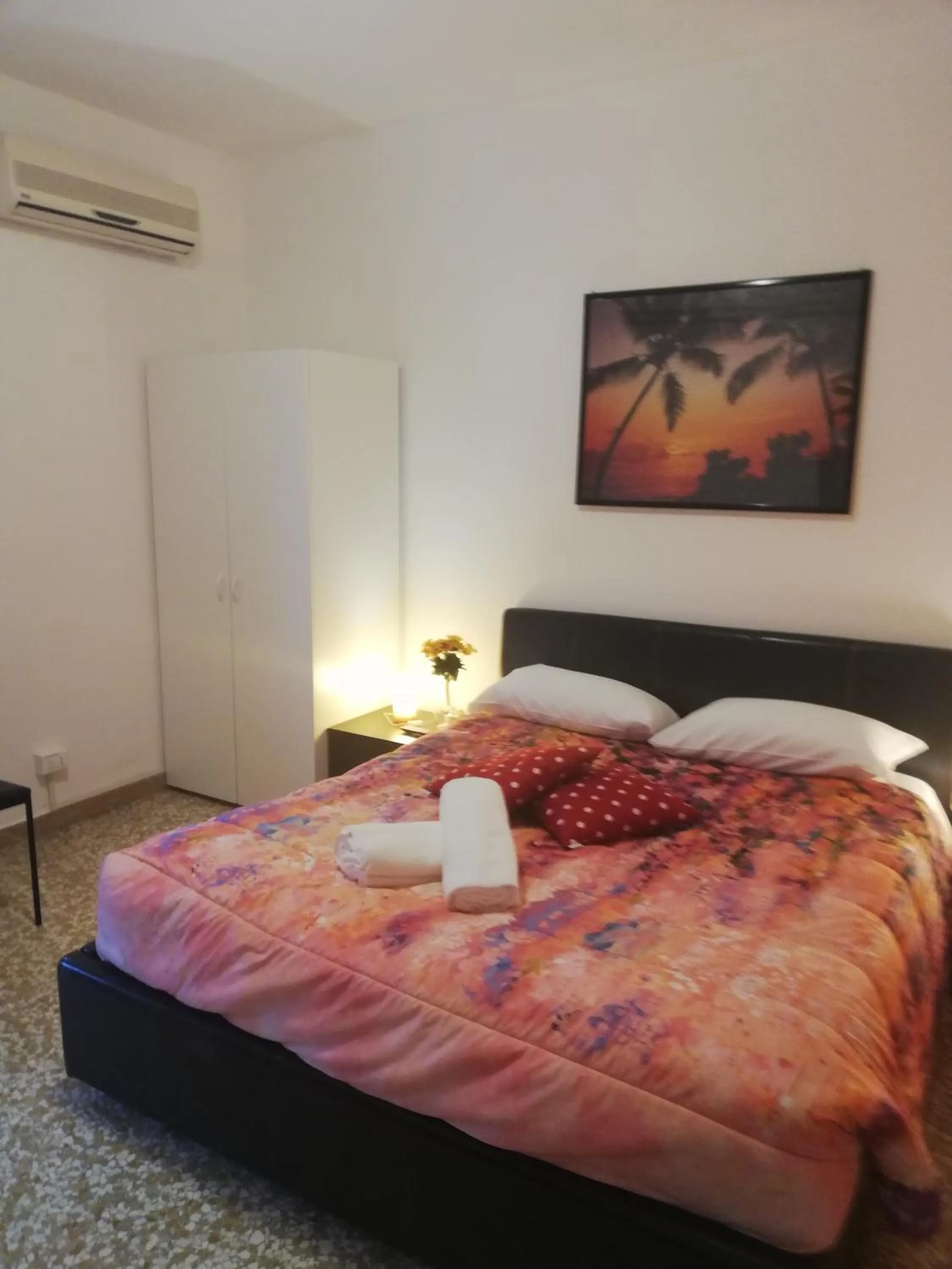 Bed in Venice Best Vacation