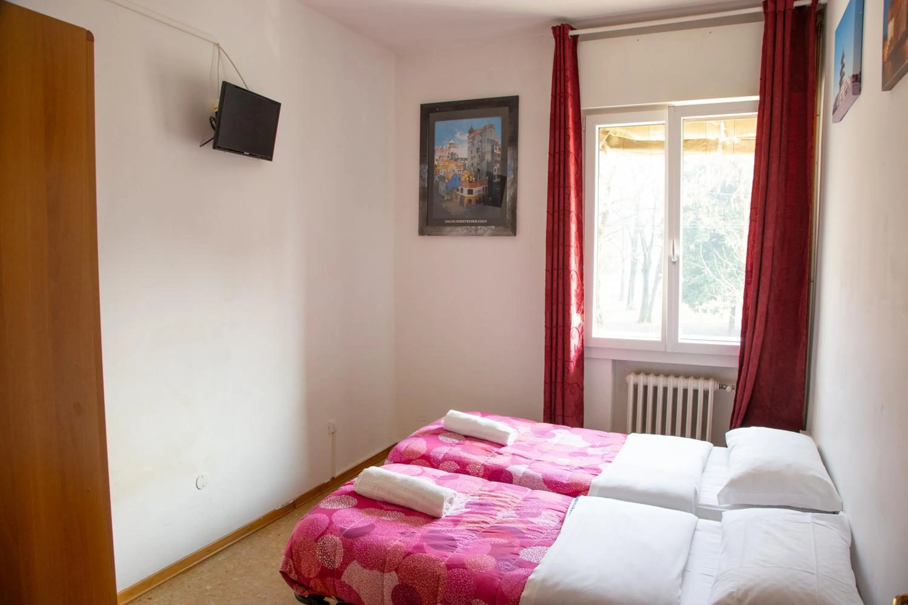 Bed in Venice Best Vacation