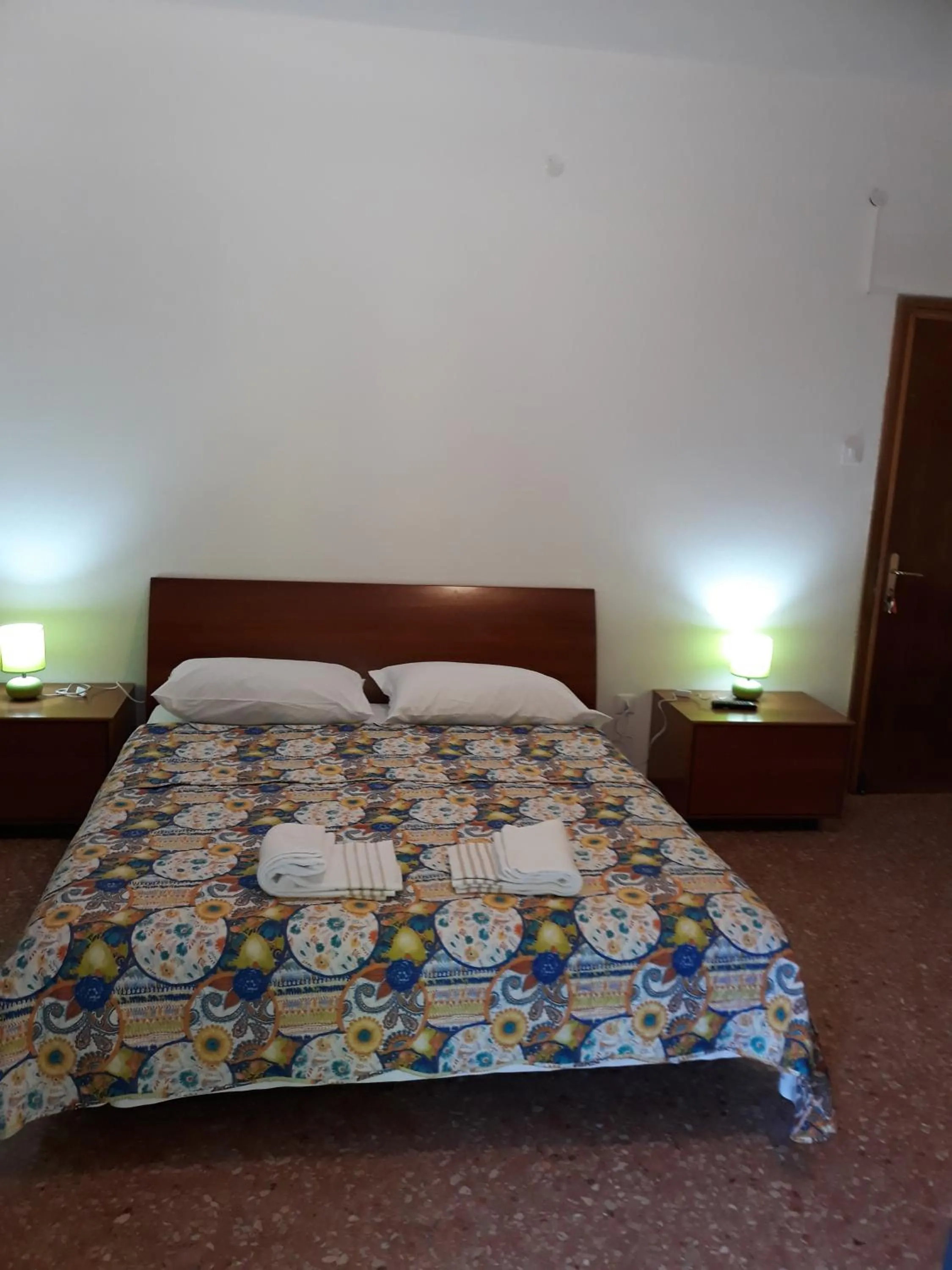 City view, Bed in Venice Best Vacation