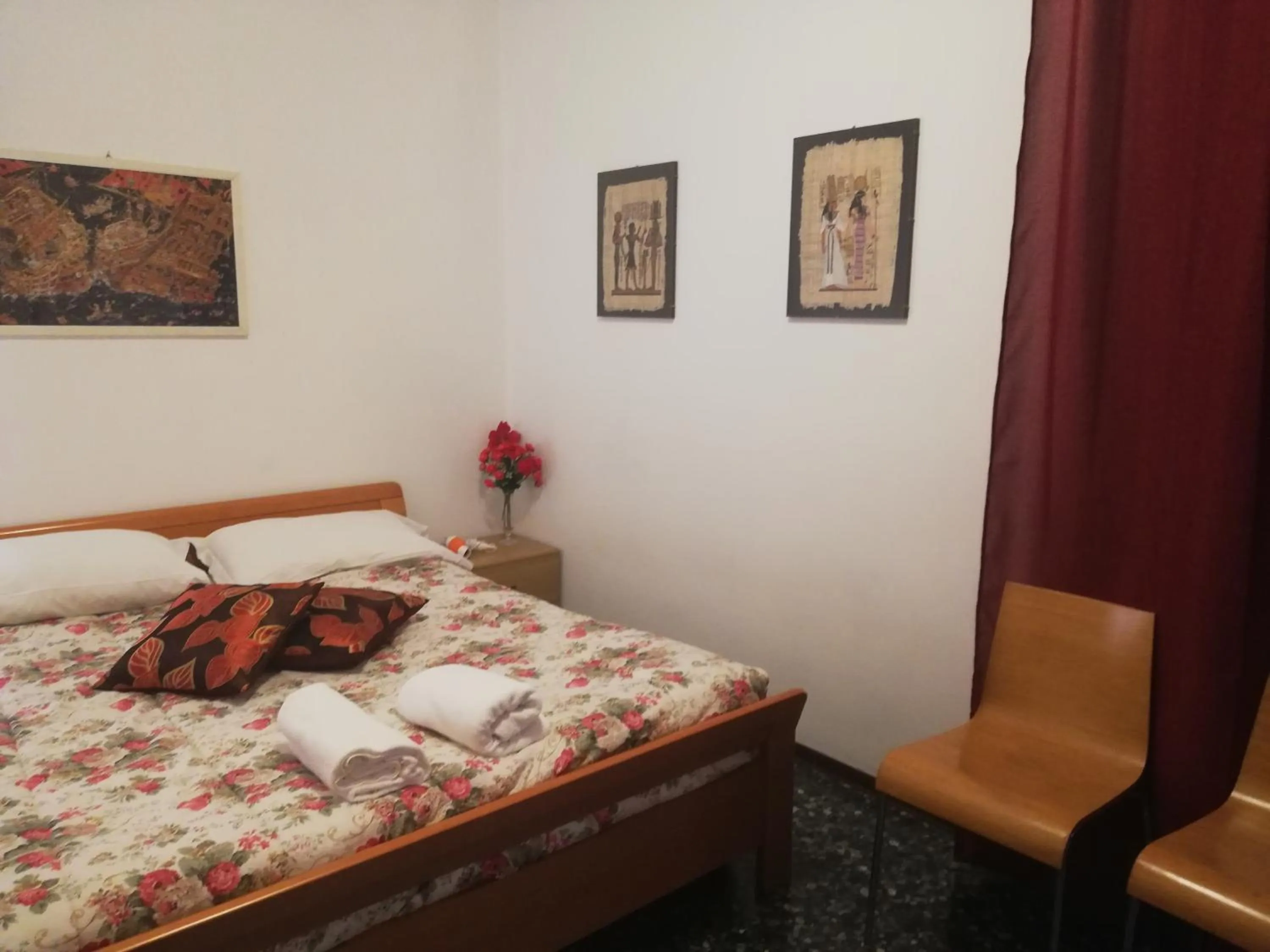 Bed in Venice Best Vacation