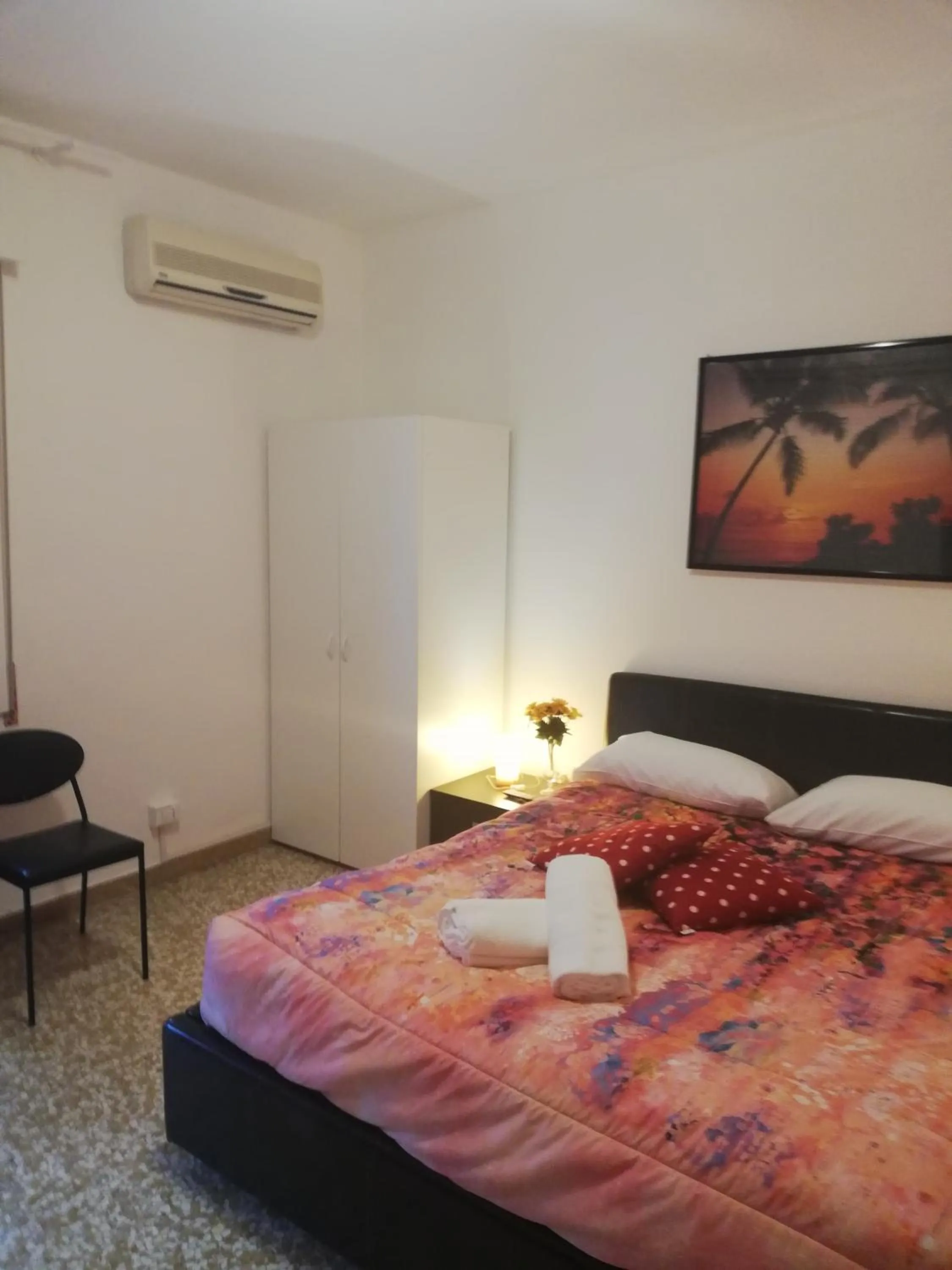 Bed in Venice Best Vacation