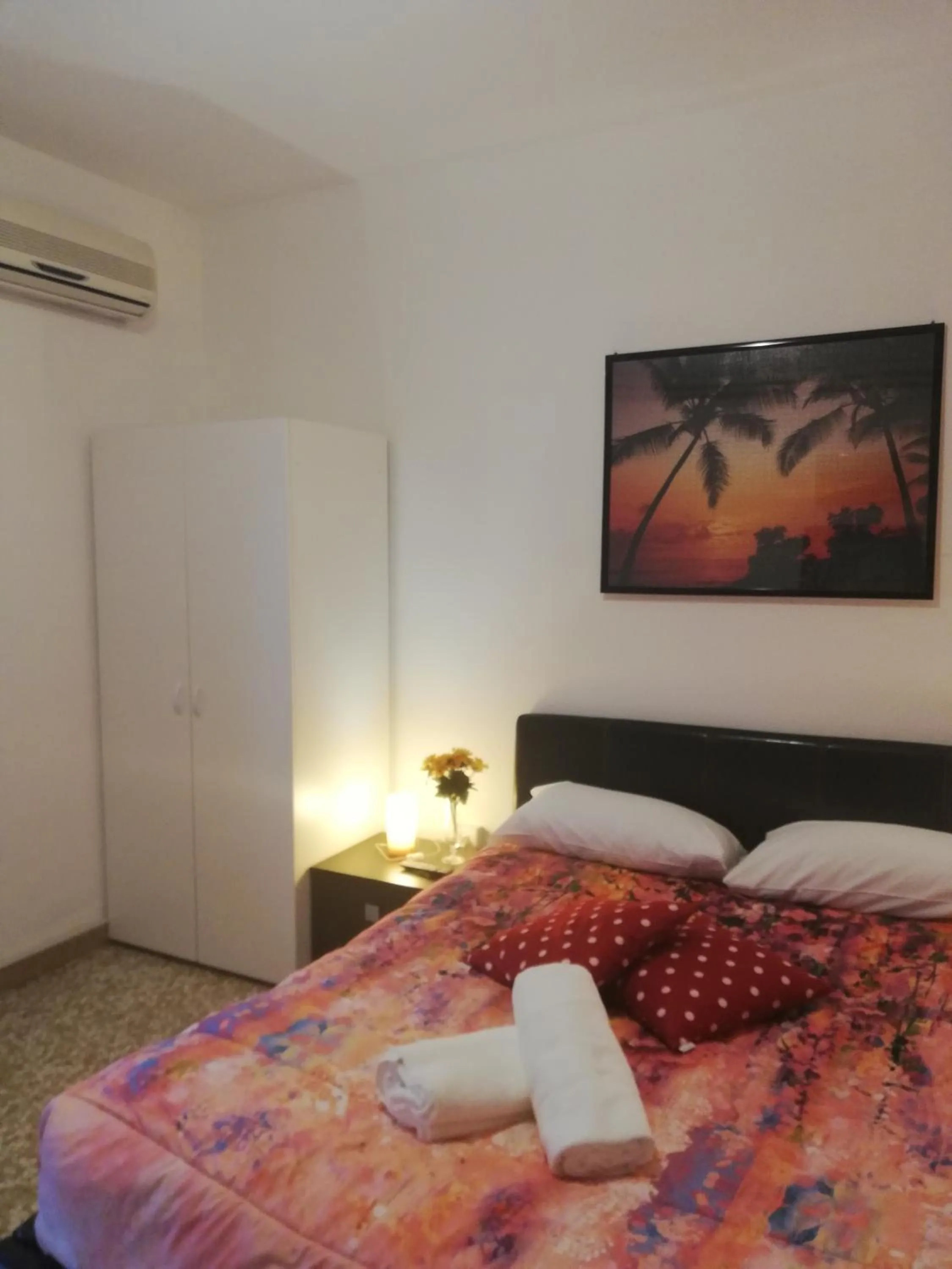 Bed in Venice Best Vacation