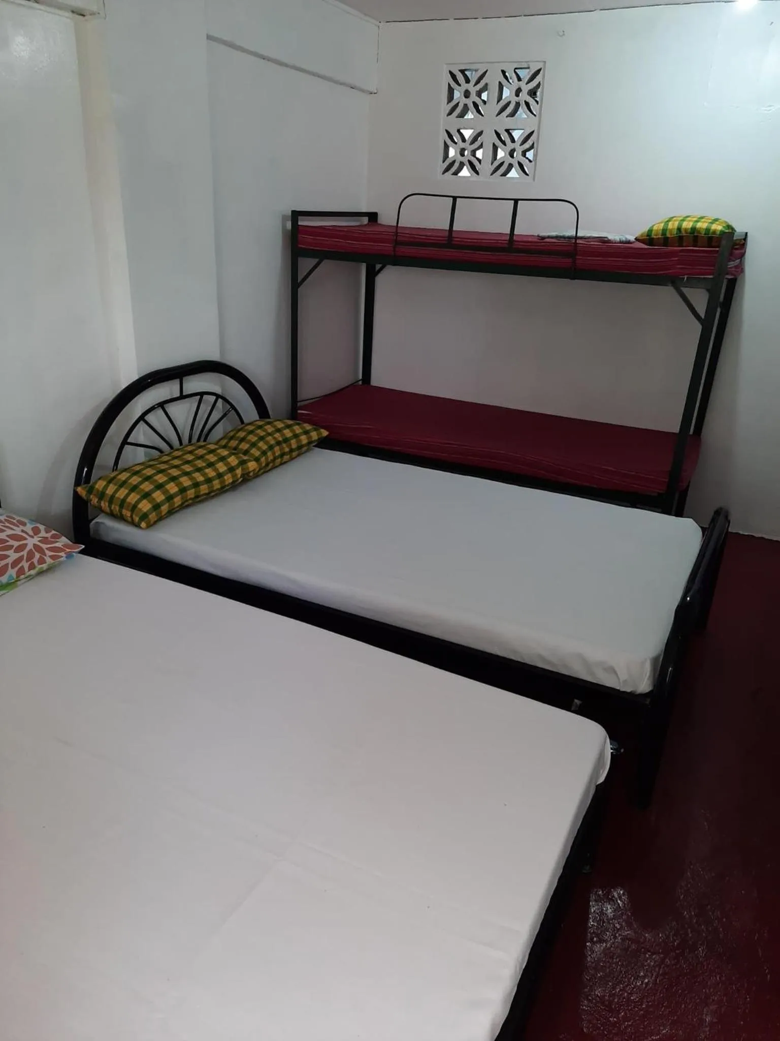 Bed in Antipolo Budget Hostel,Family Rooms