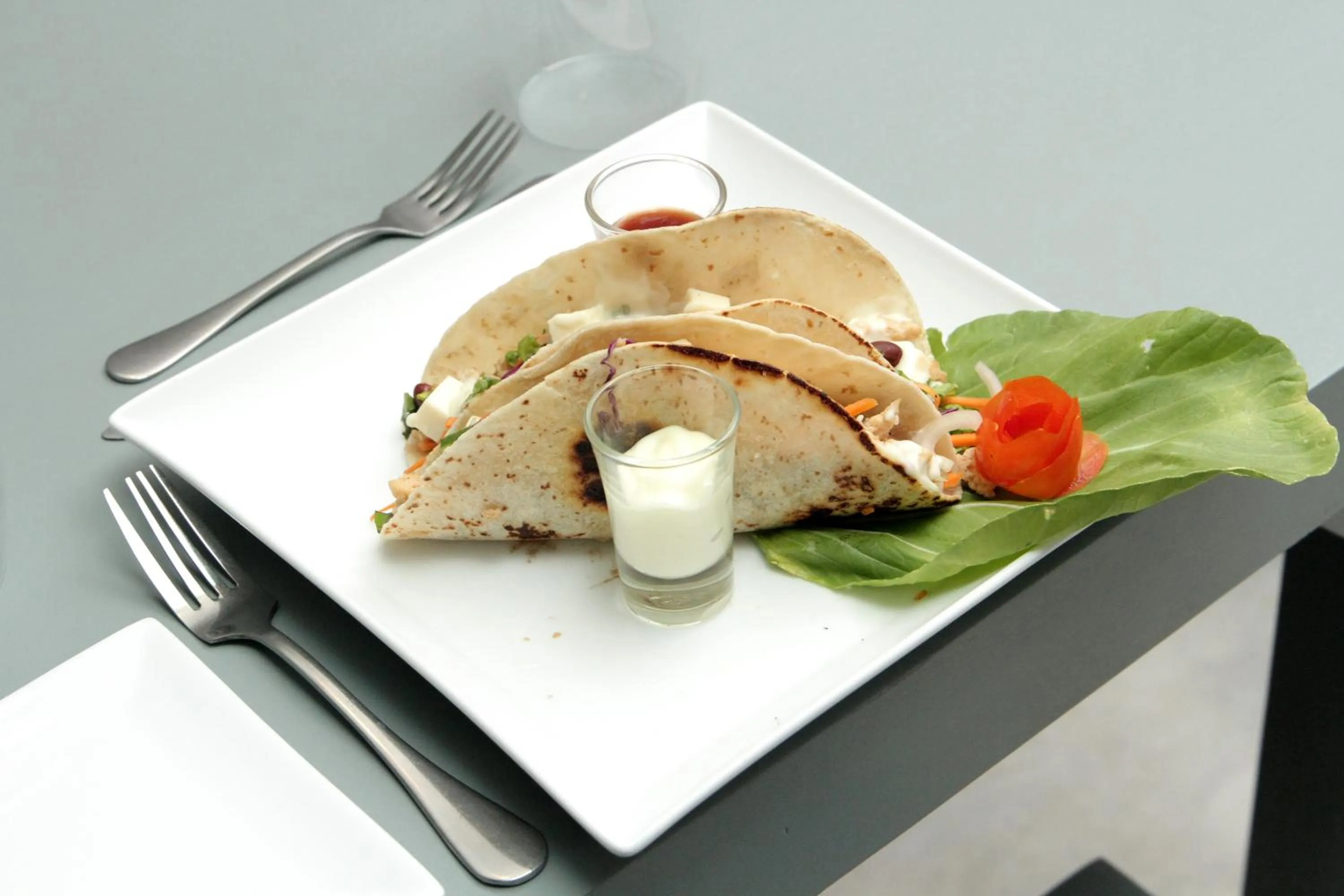 Food and drinks in Somerset Mirissa Beach