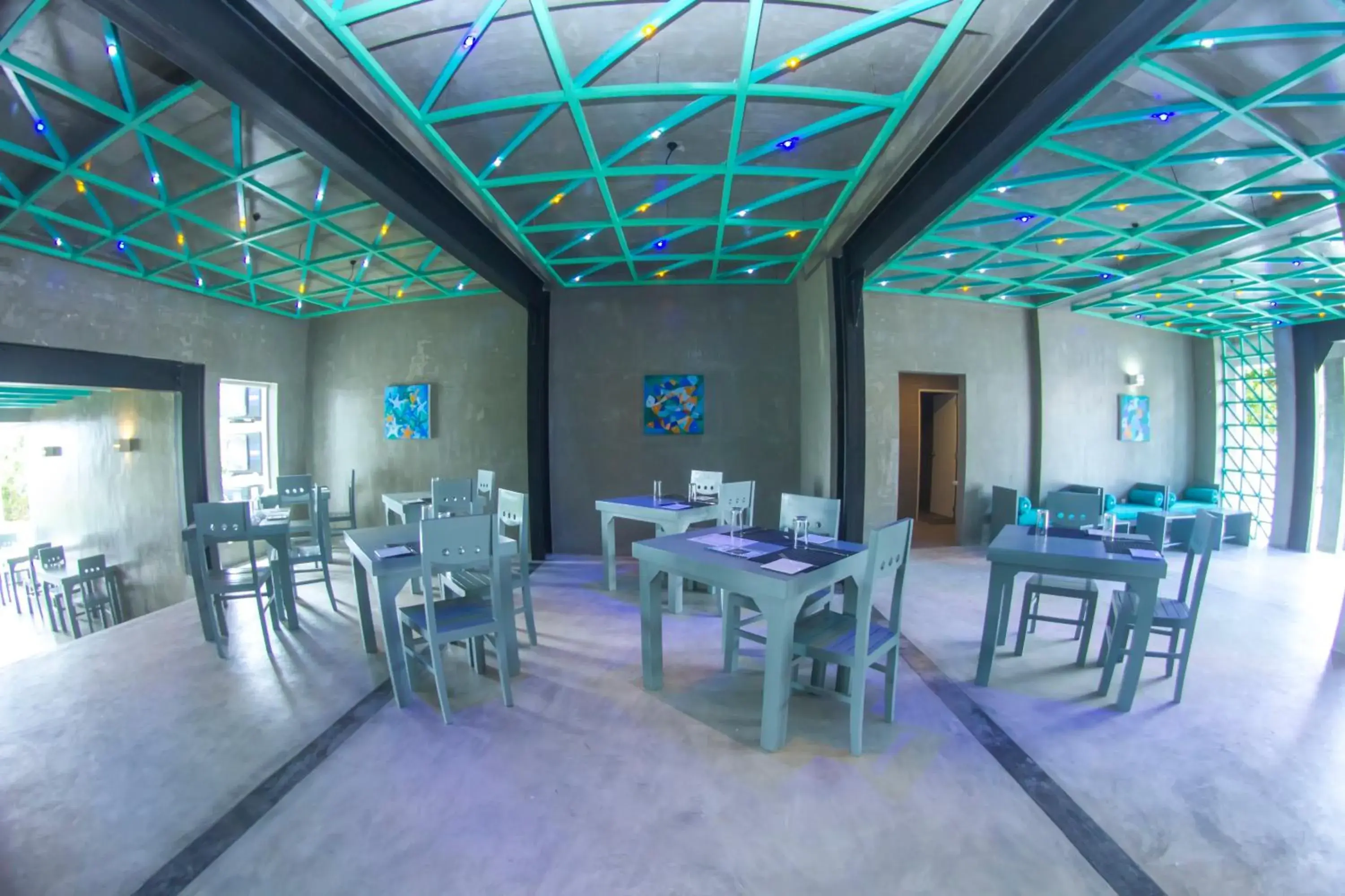 Restaurant/places to eat in Somerset Mirissa Beach Restaurant/places to eat in Somerset Mirissa Beach