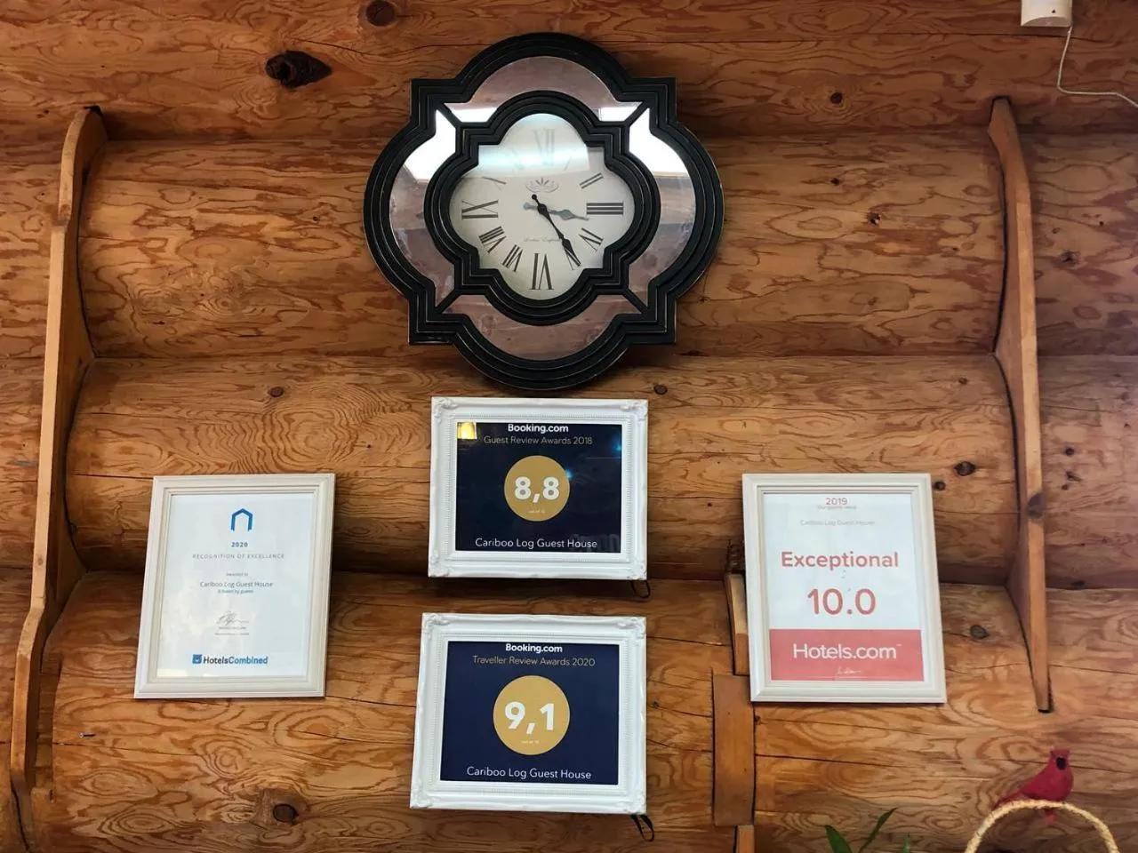 Restaurant/places to eat in Cariboo Log Guest House