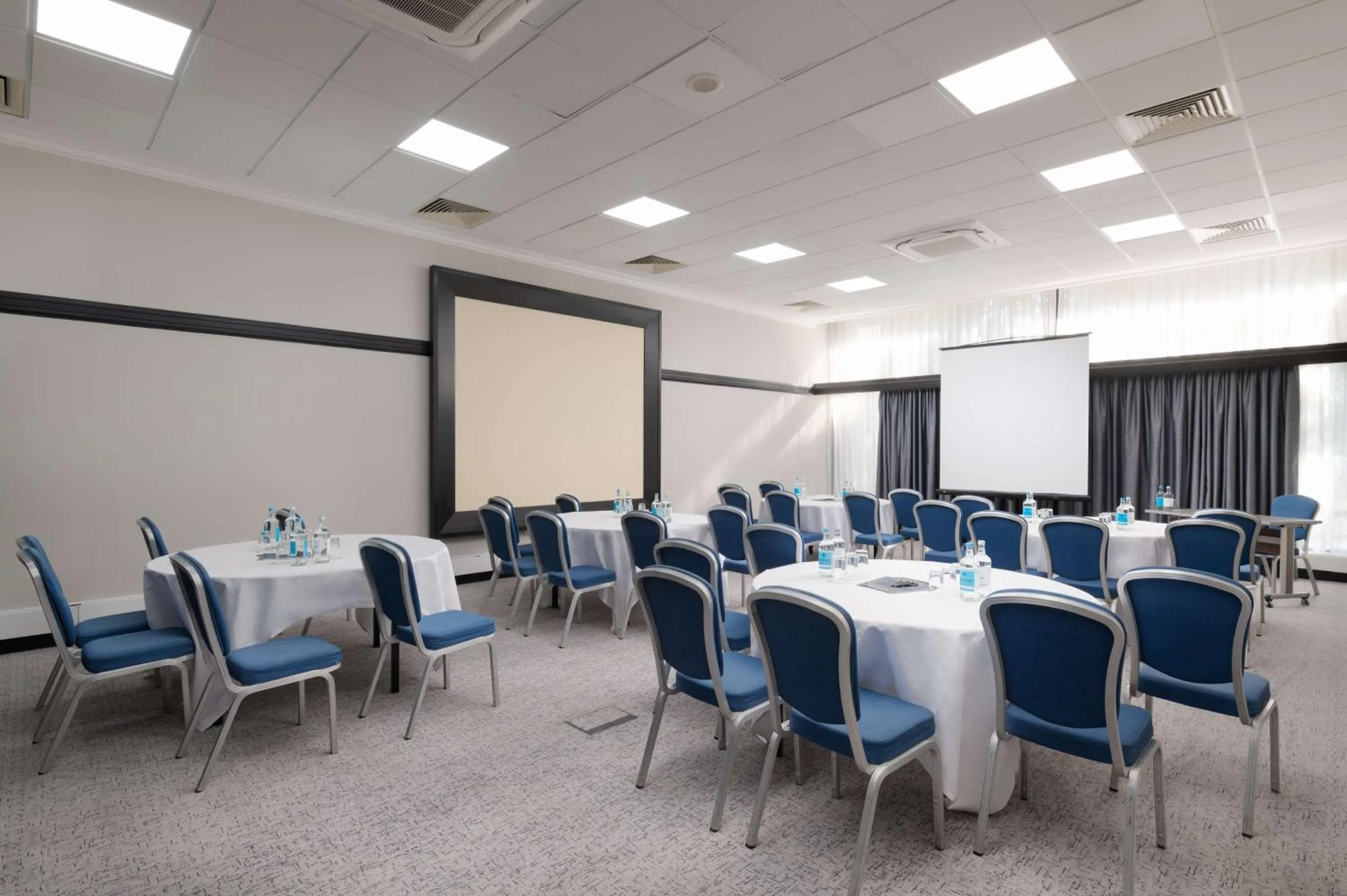 Meeting/conference room in Hilton London Gatwick Airport