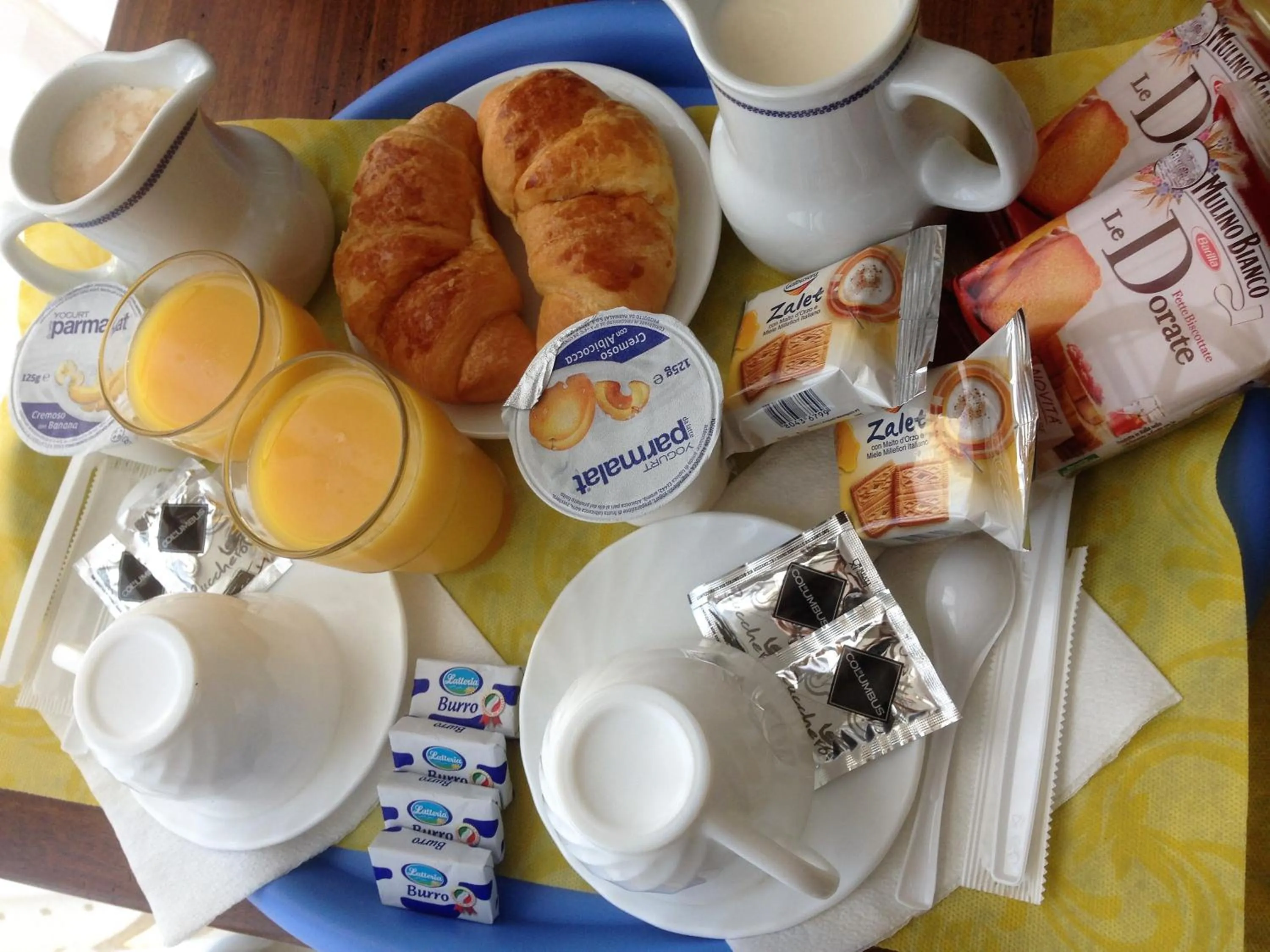 Food and drinks in Venice Airport Room