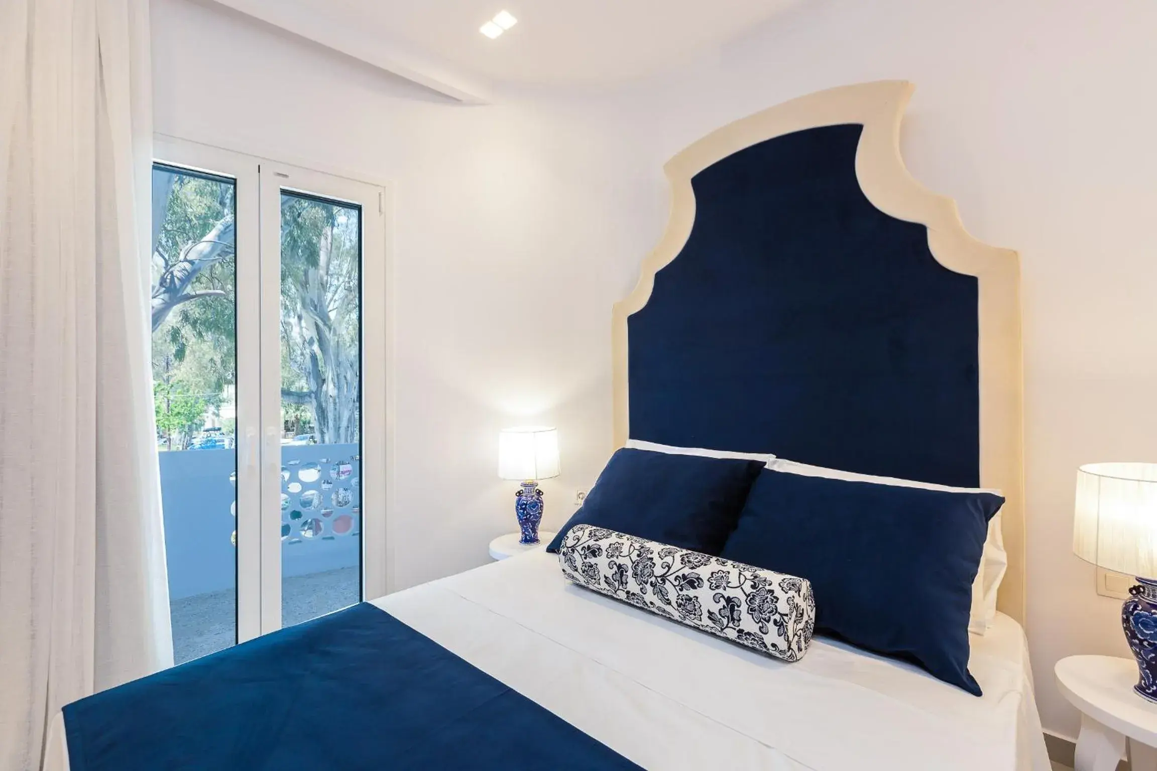 Bedroom, Bed in Georgioupolis Plaza Suites Bedroom, Bed in Georgioupolis Plaza Suites