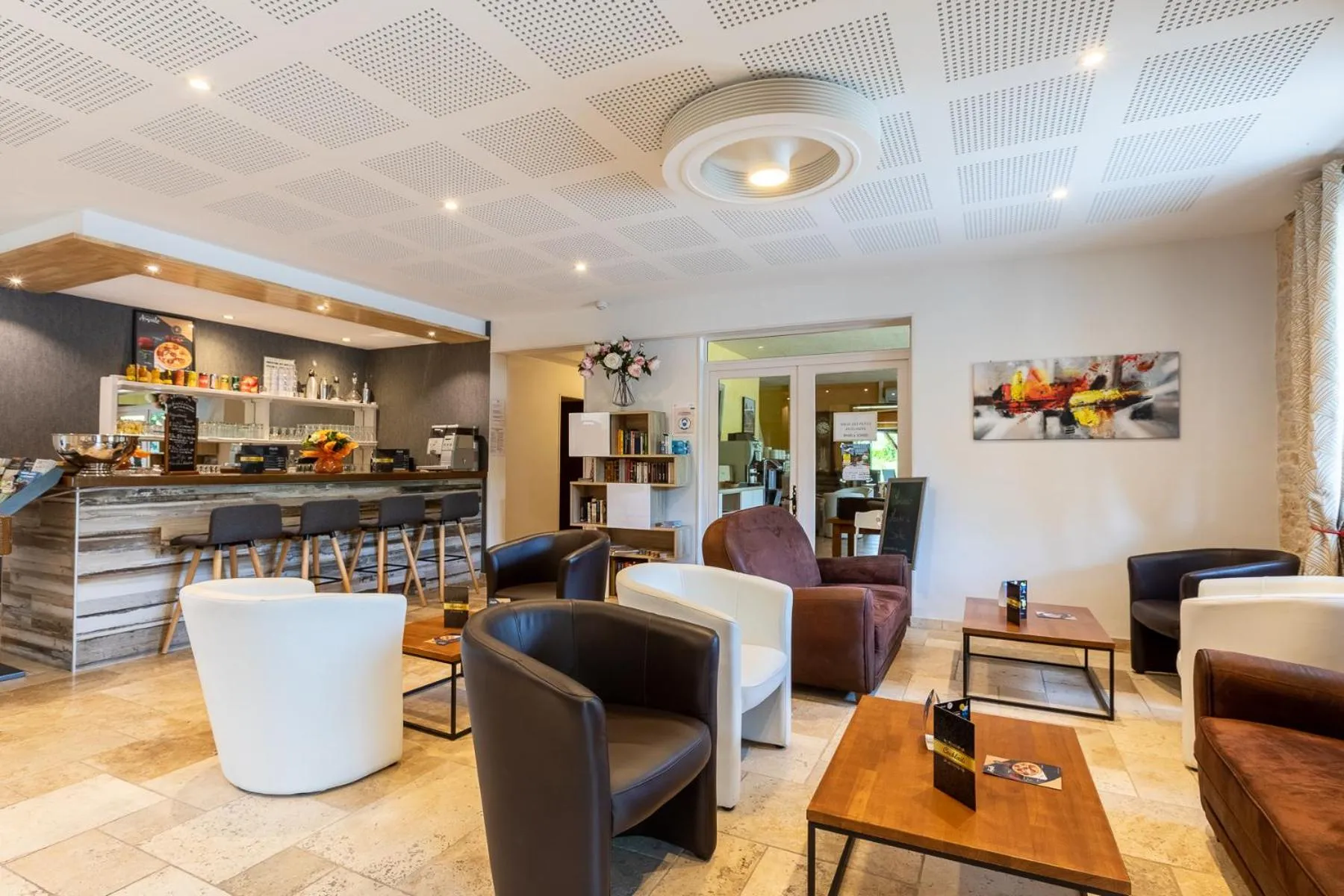 Lounge or bar in L'Oustal de Vézac