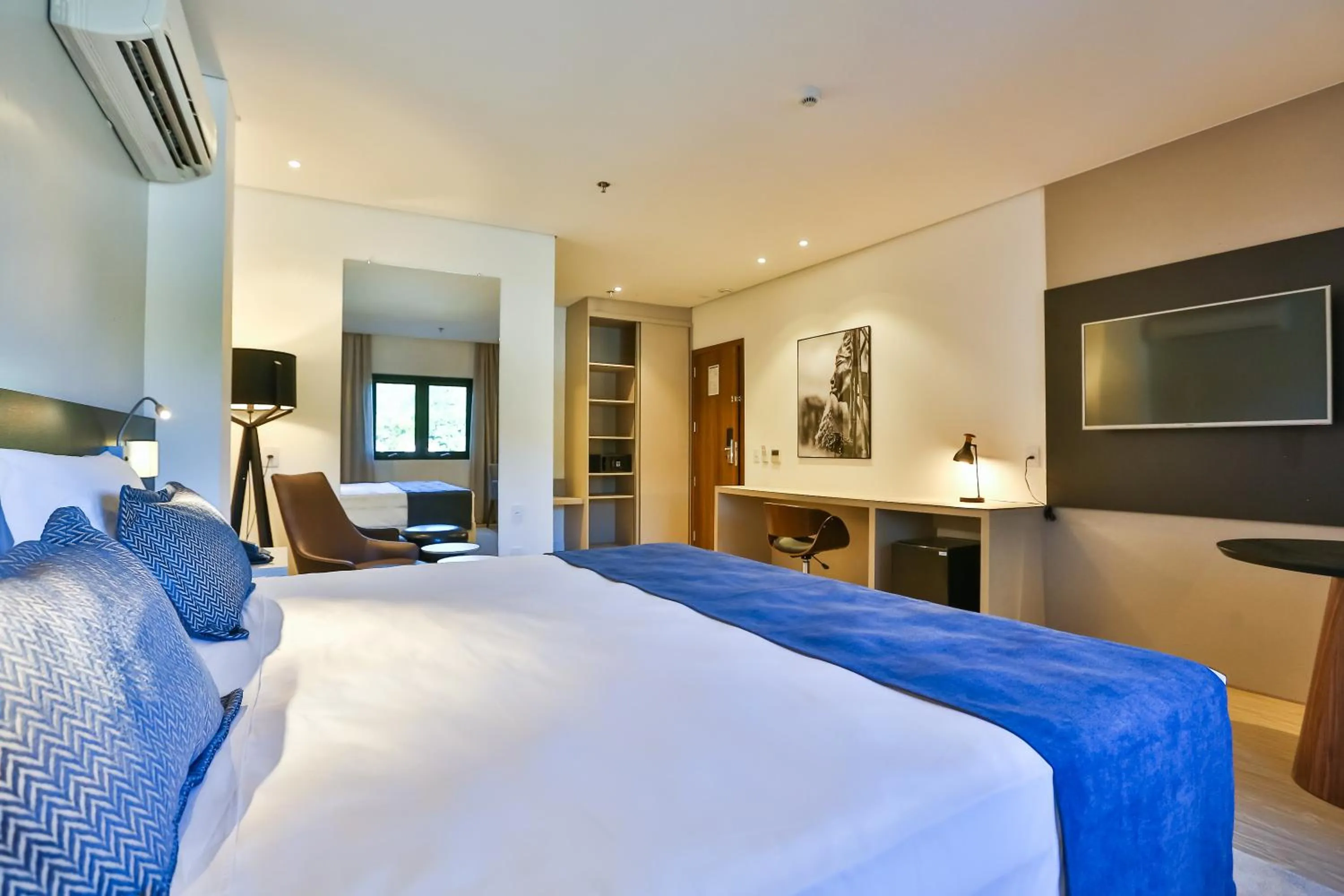 Photo of the whole room, Bed in Quality Hotel Blumenau