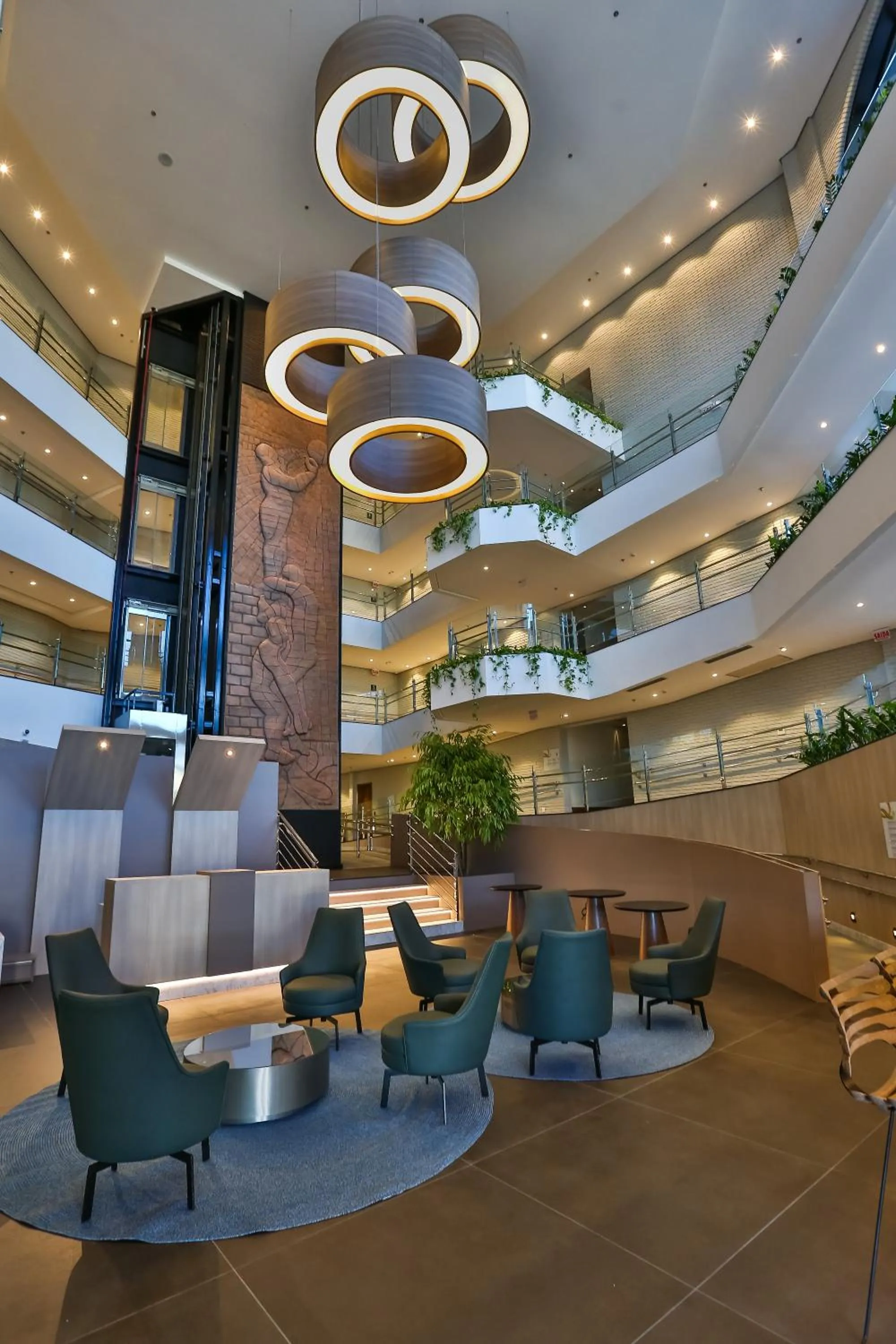 Property building in Quality Hotel Blumenau