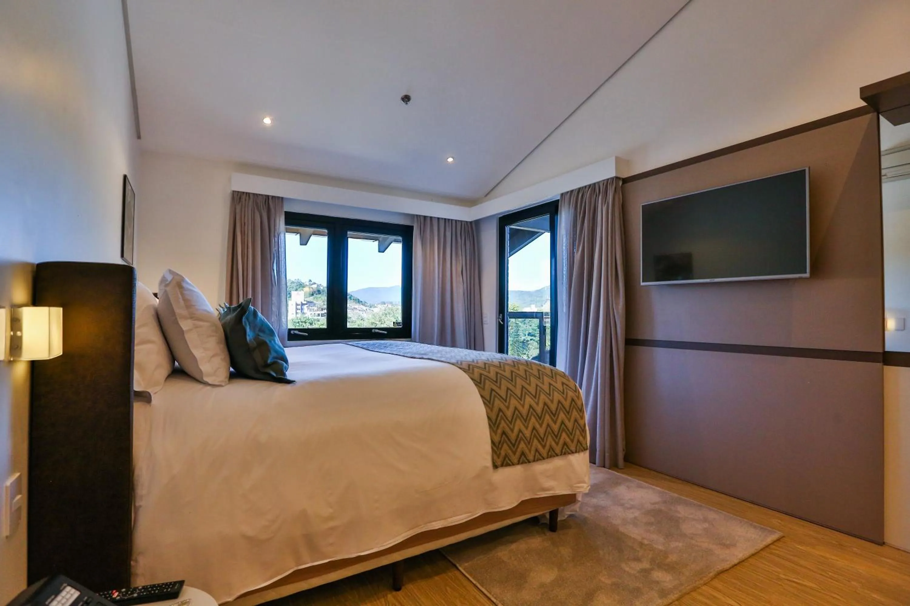 Photo of the whole room, Bed in Quality Hotel Blumenau