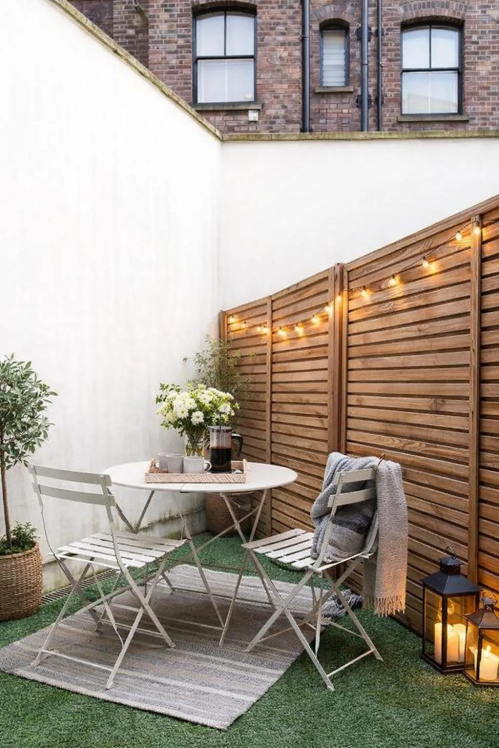 Garden in Oxford Circus Apartments by Calton Living