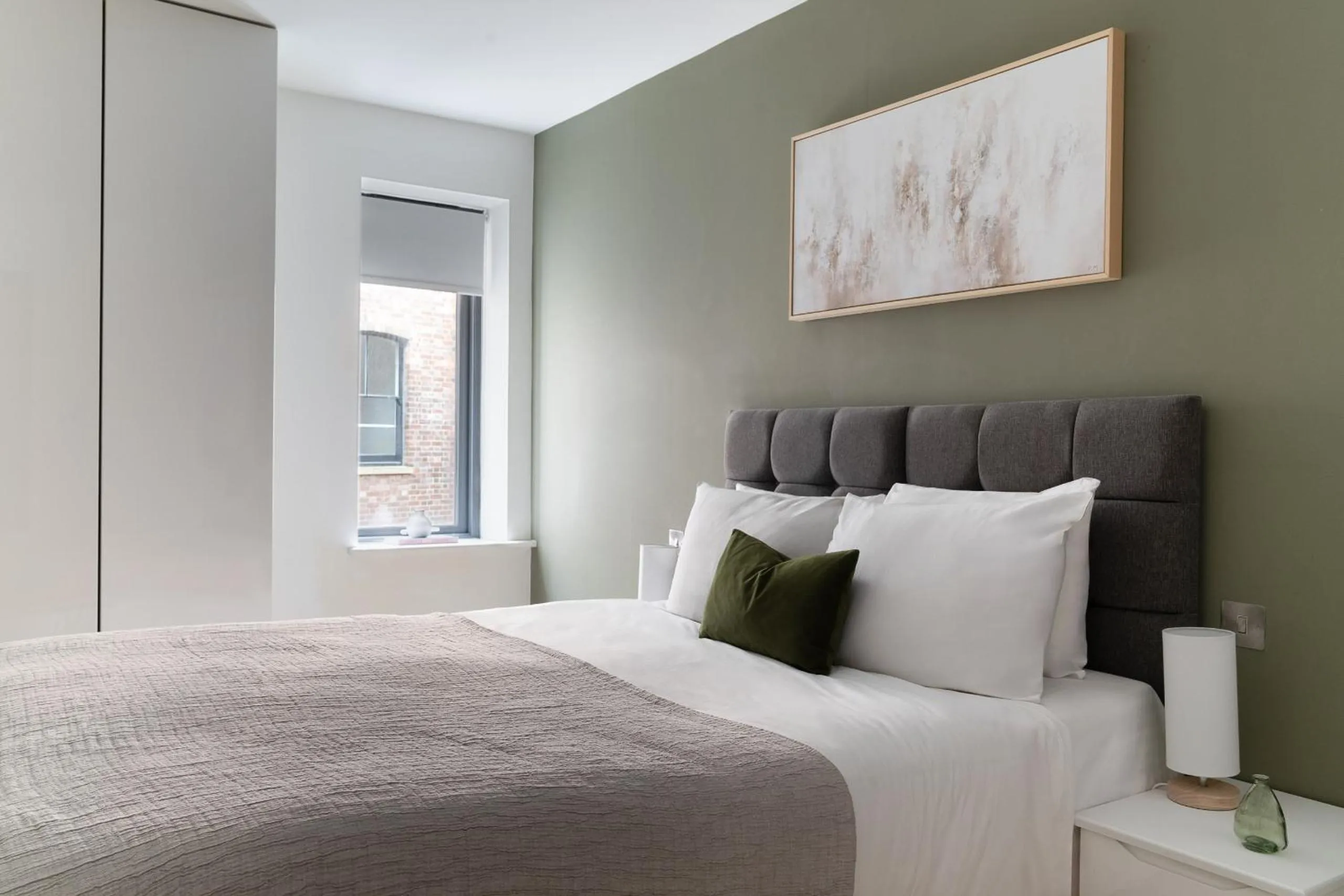 Bed in Oxford Circus Apartments by Calton Living