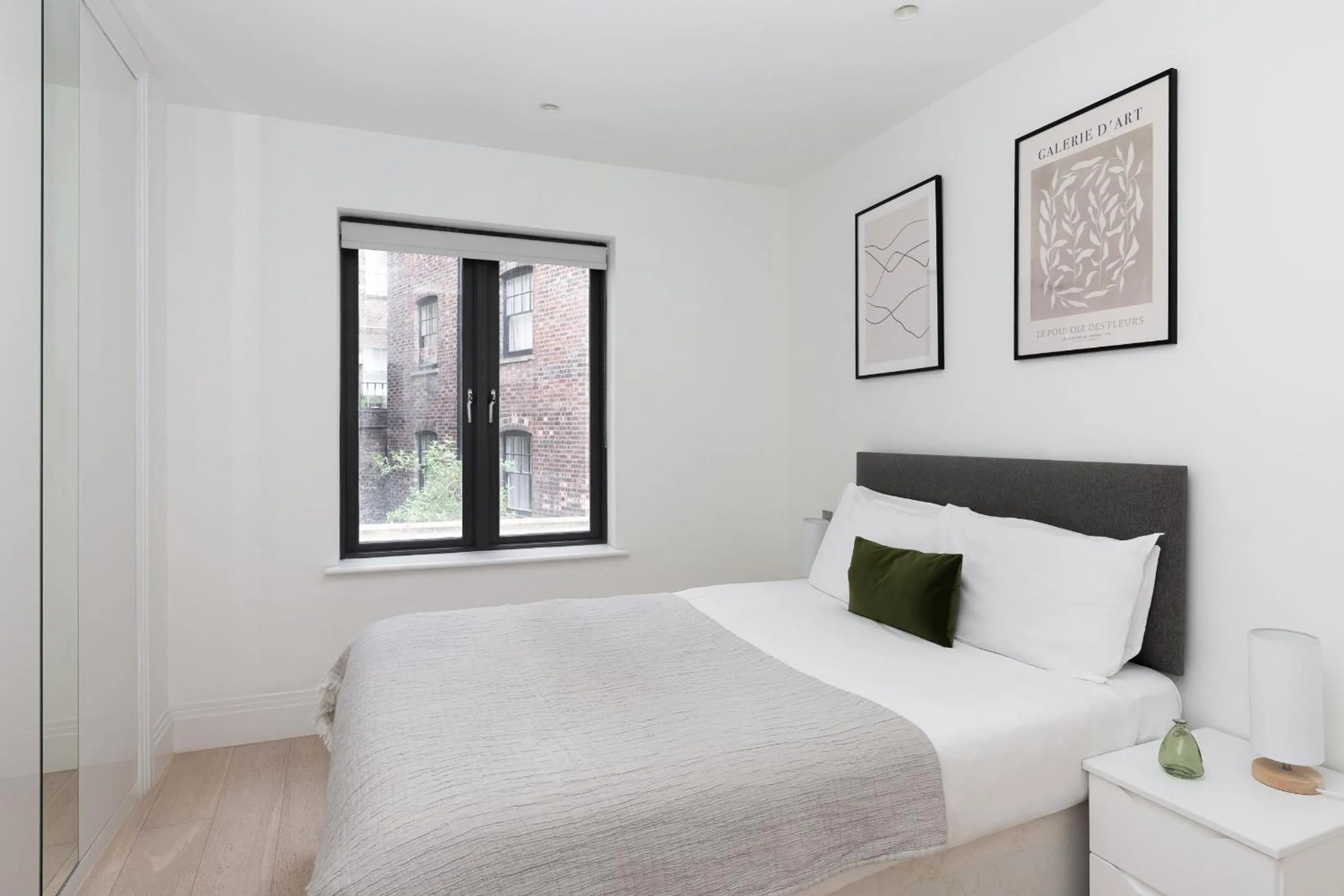 Bed in Oxford Circus Apartments by Calton Living