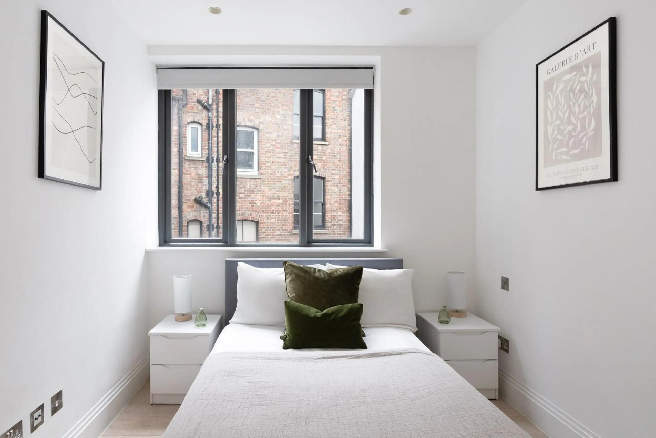 Bed in Oxford Circus Apartments by Calton Living