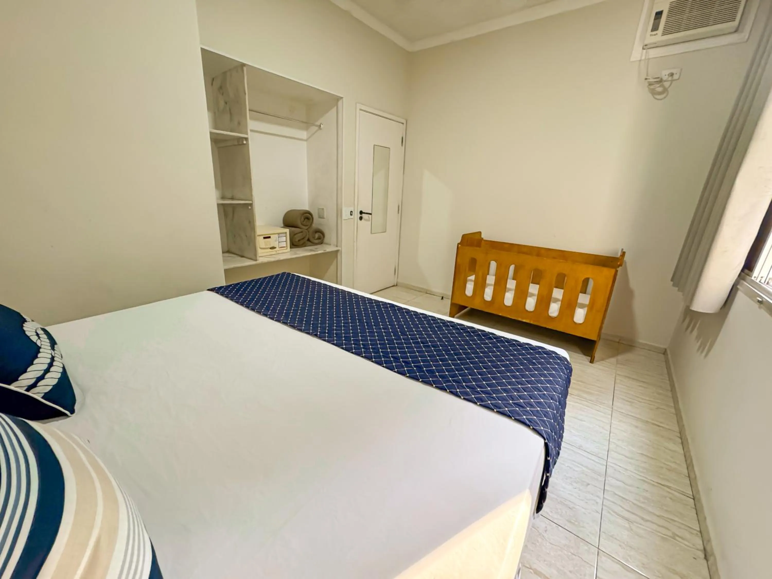 Bedroom, Bed in Hotel Nacional Inn Guarujá