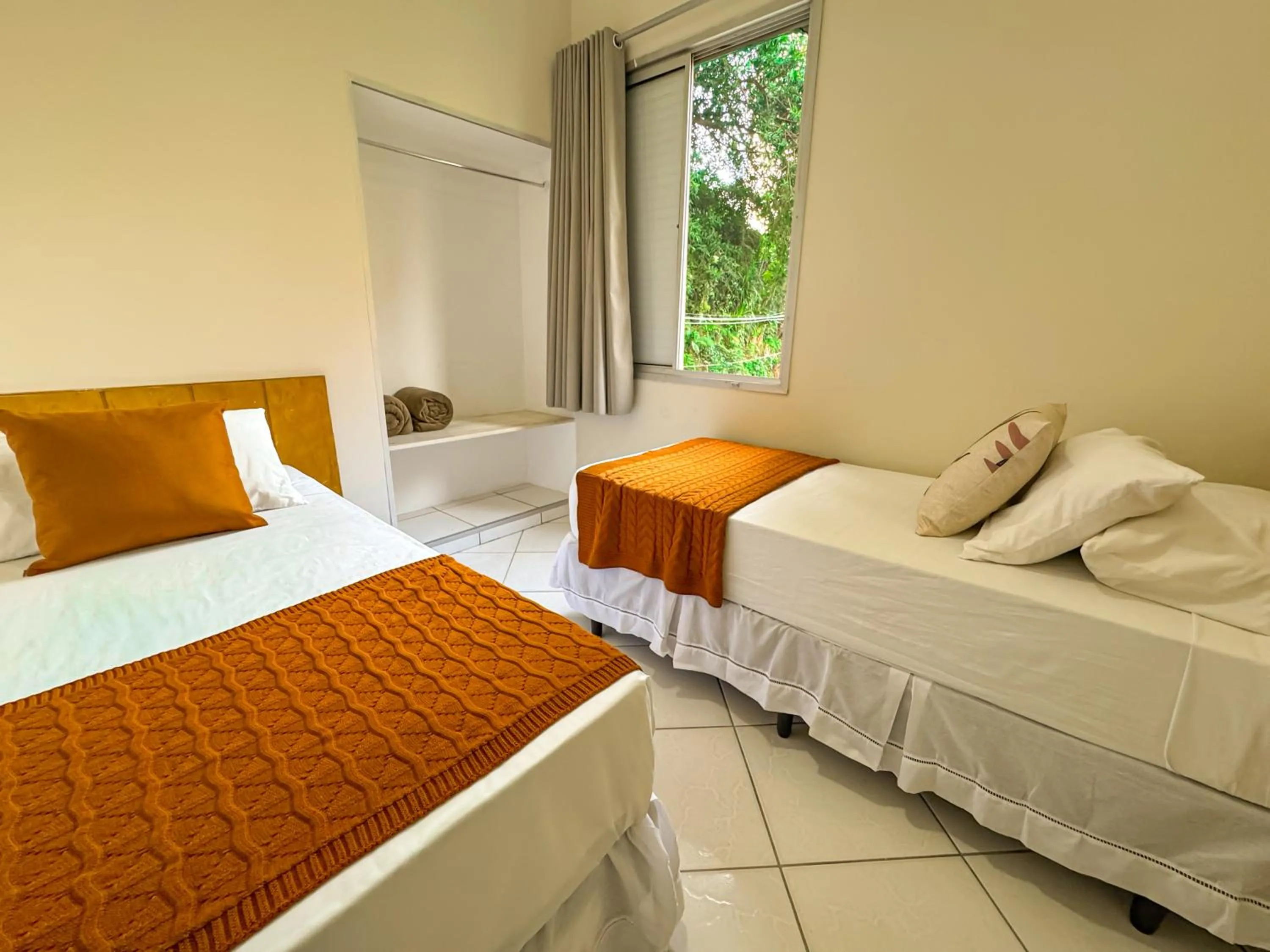 Bedroom, Bed in Hotel Nacional Inn Guarujá