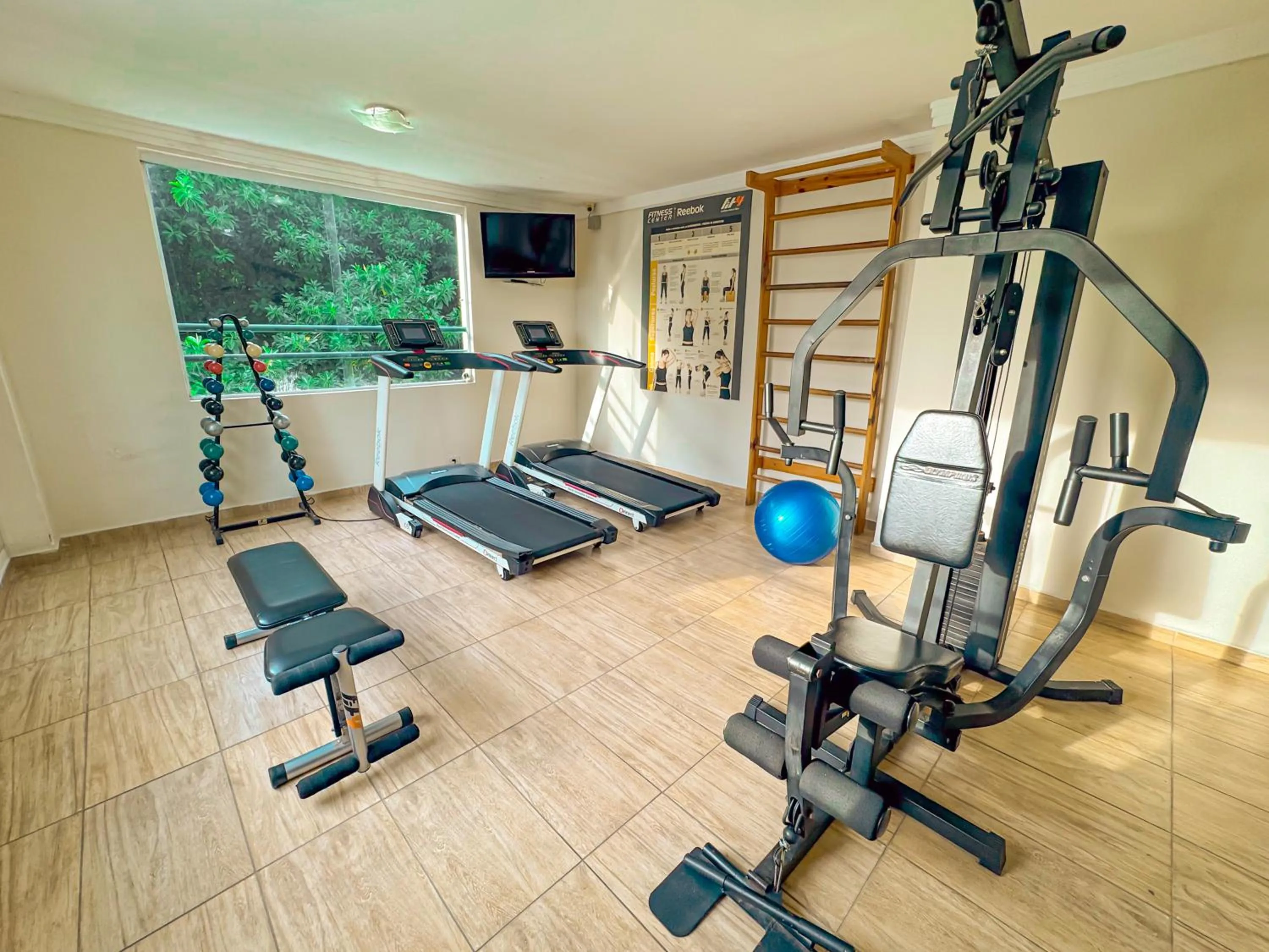 Fitness centre/facilities in Hotel Nacional Inn Guarujá
