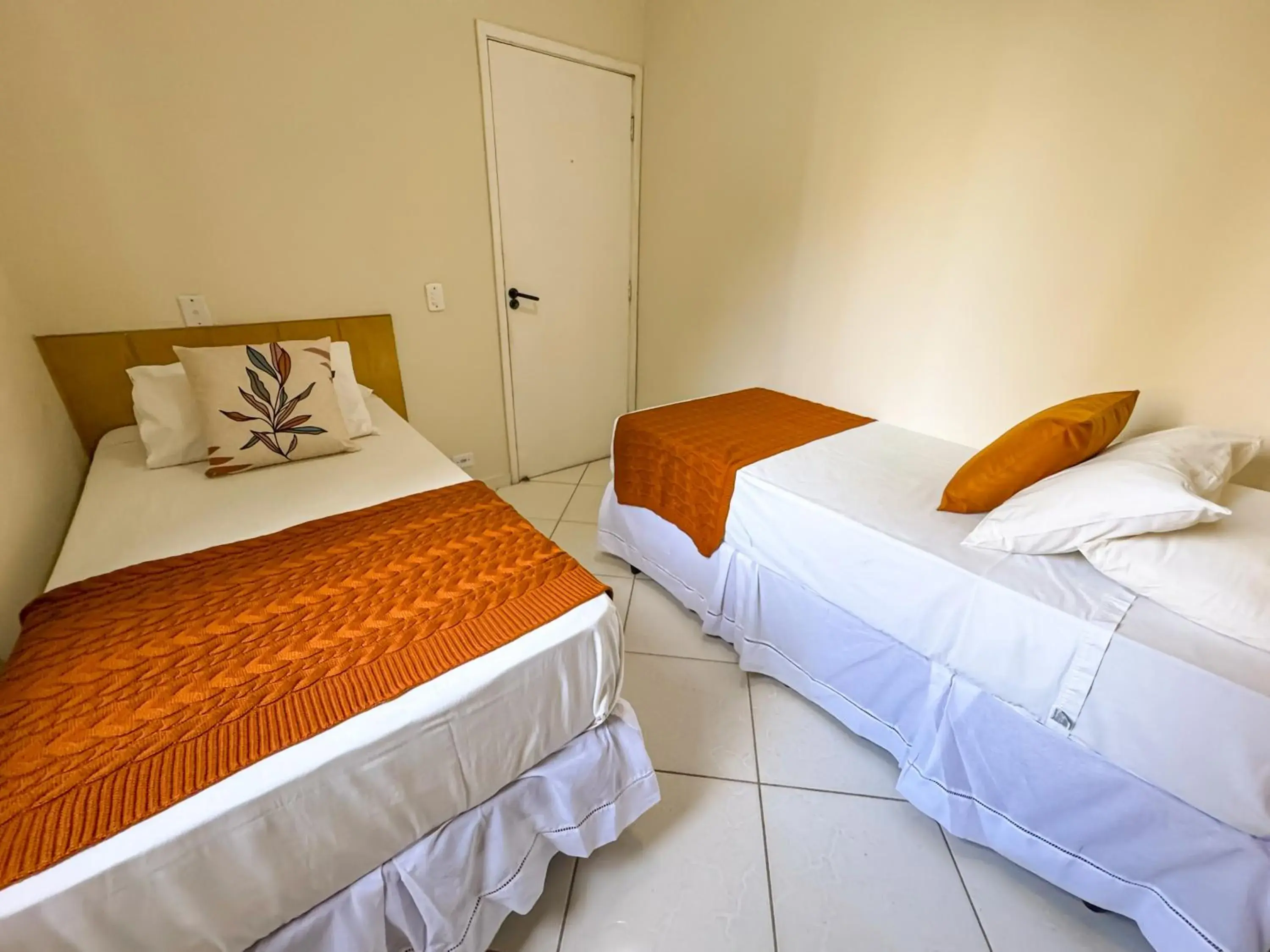 Bedroom, Bed in Hotel Nacional Inn Guarujá Bedroom, Bed in Hotel Nacional Inn Guarujá