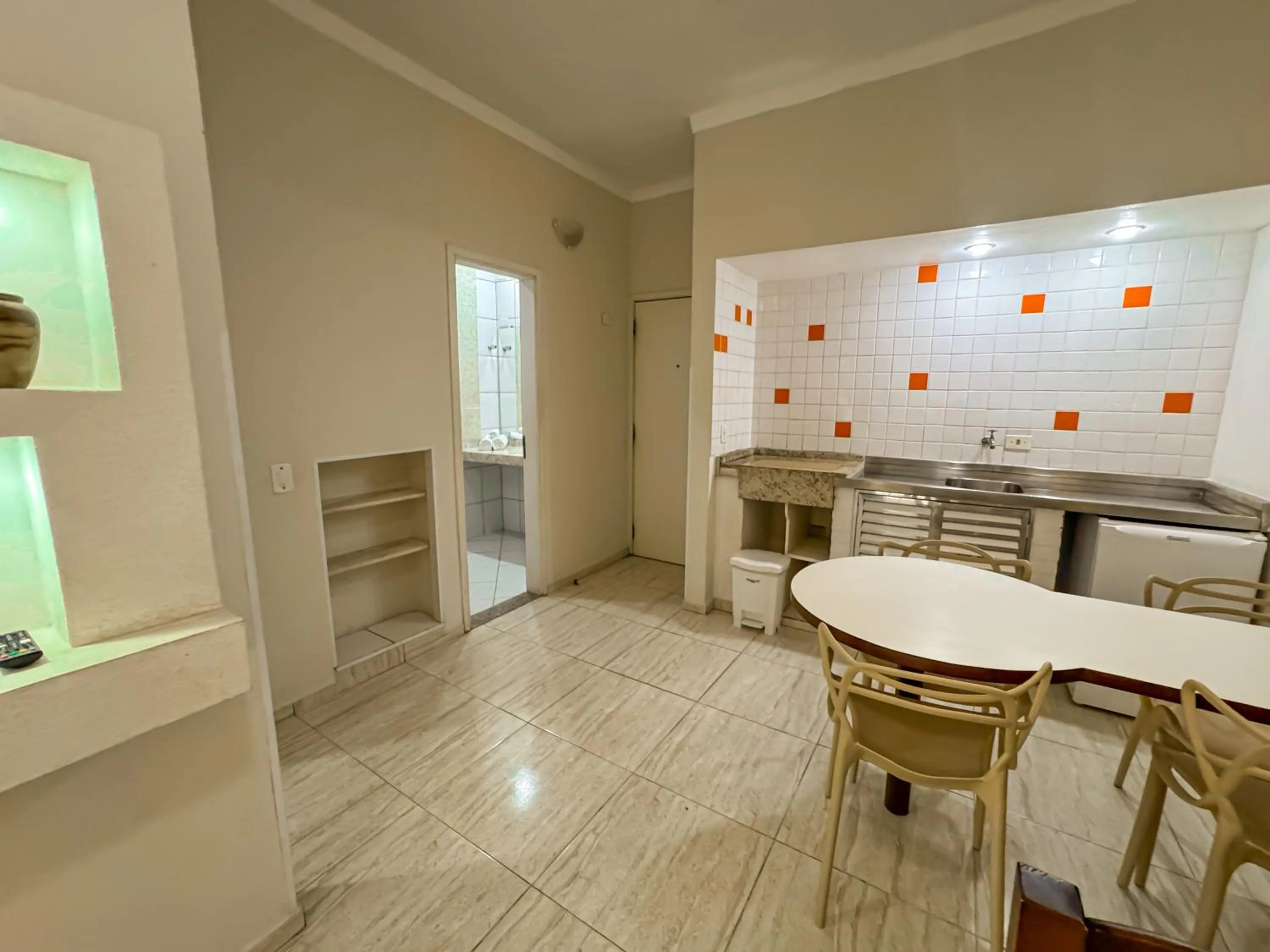 Kitchen or kitchenette in Hotel Nacional Inn Guarujá