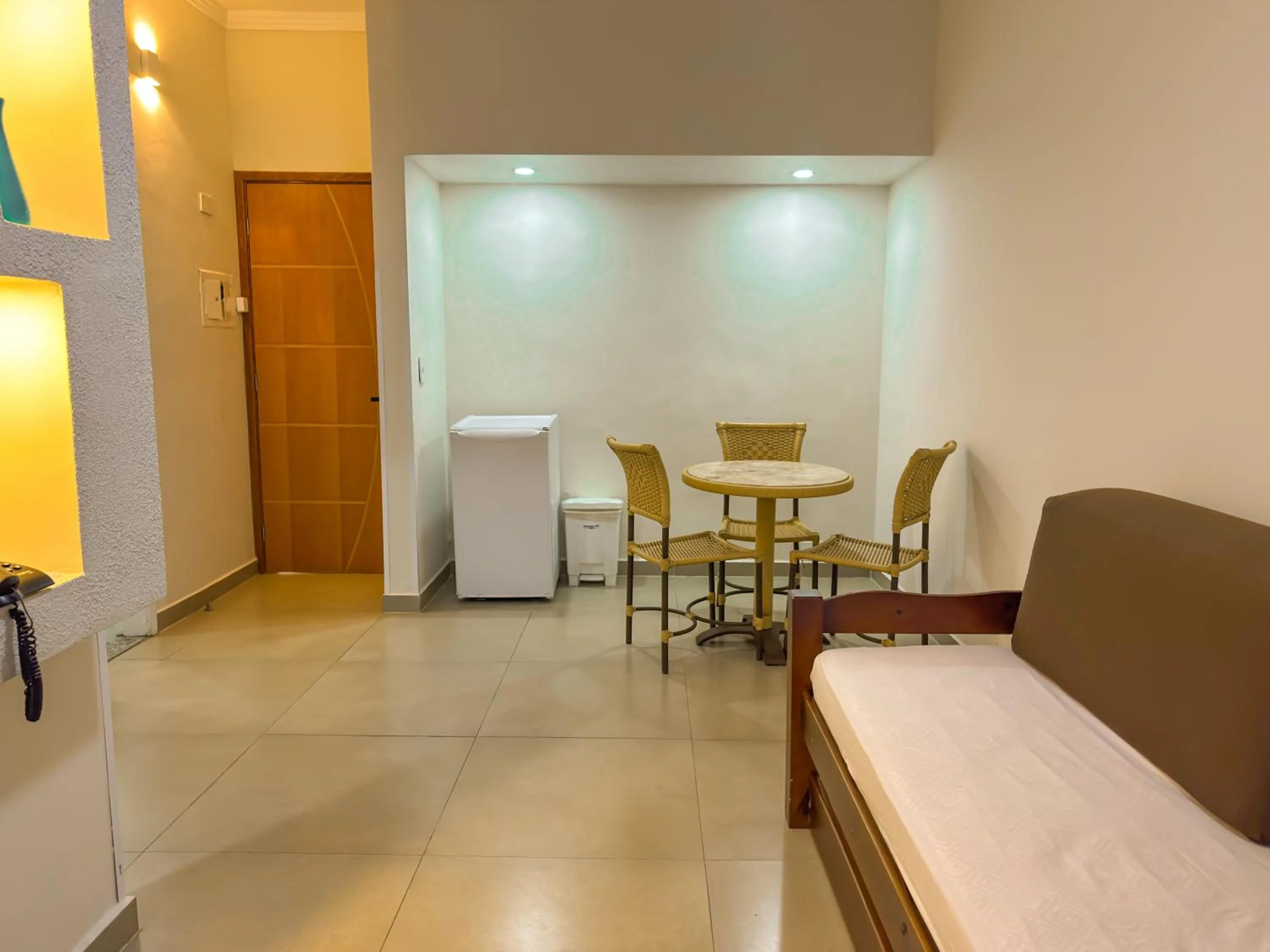 Seating area in Hotel Nacional Inn Guarujá