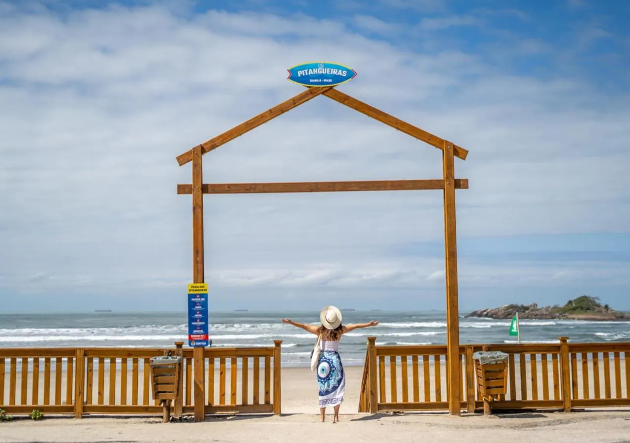 Beach in Hotel Nacional Inn Guarujá