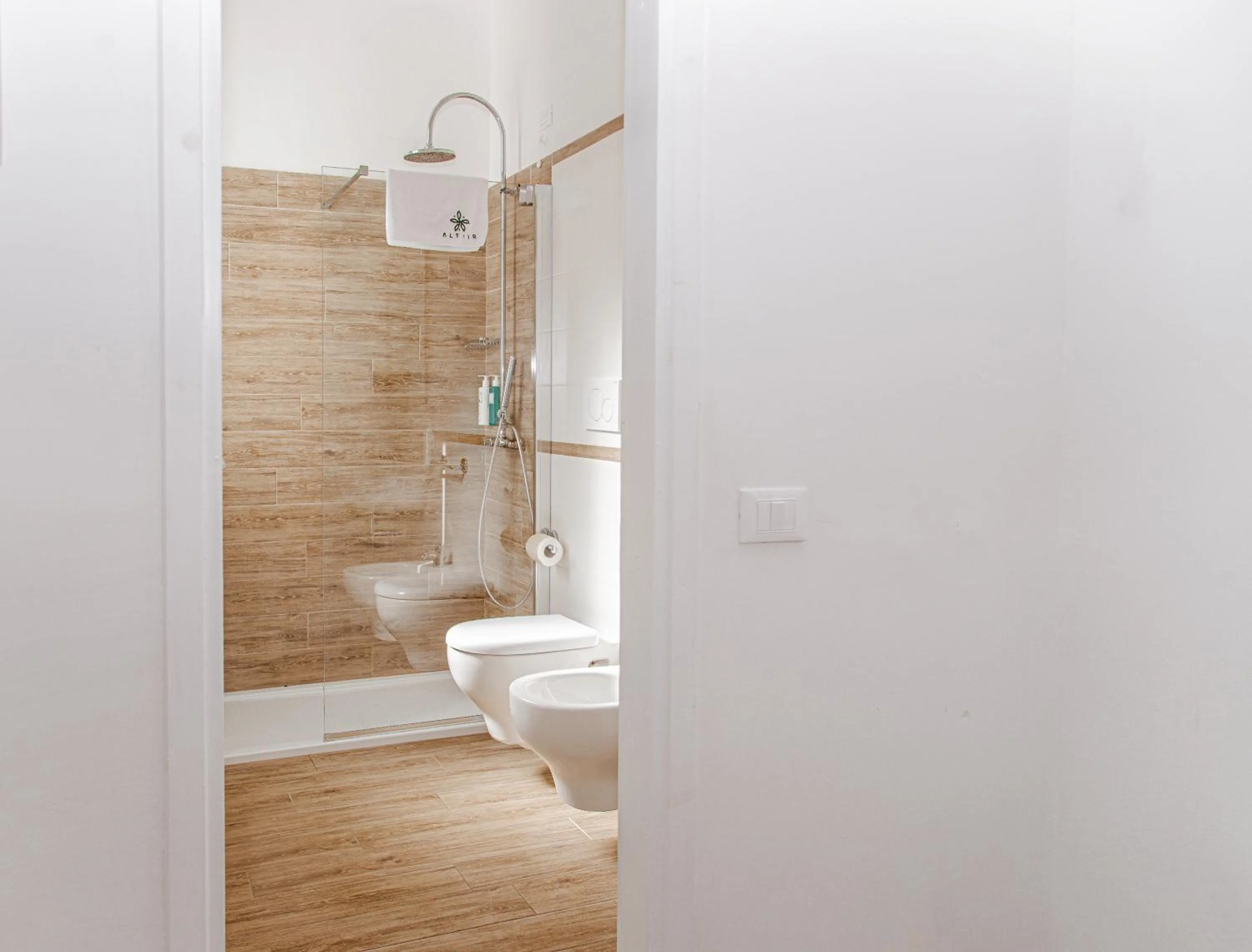 Shower in Residence Altair - Serra degli Alimini