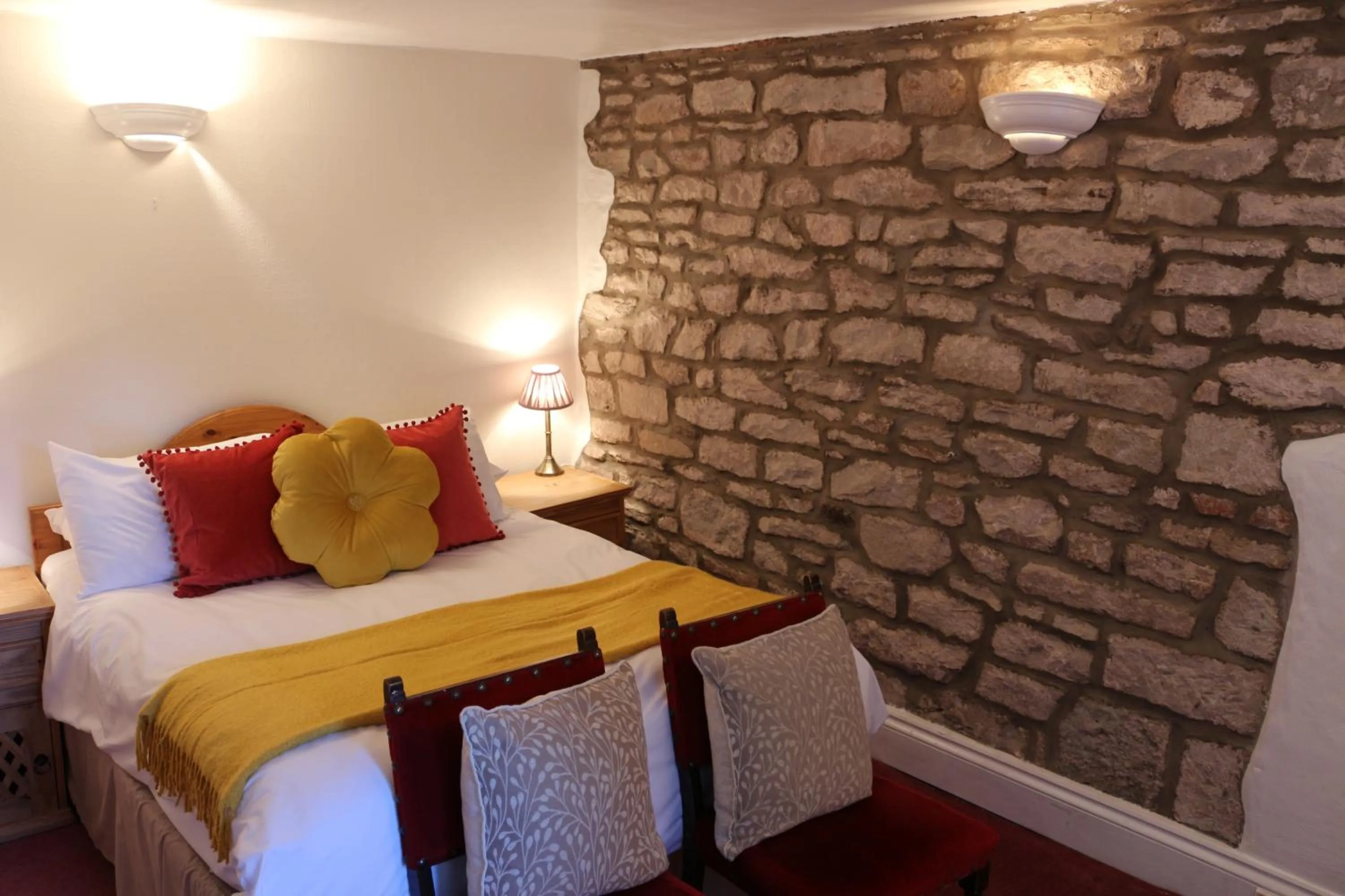 Bed in The Hostelrie at Goodrich