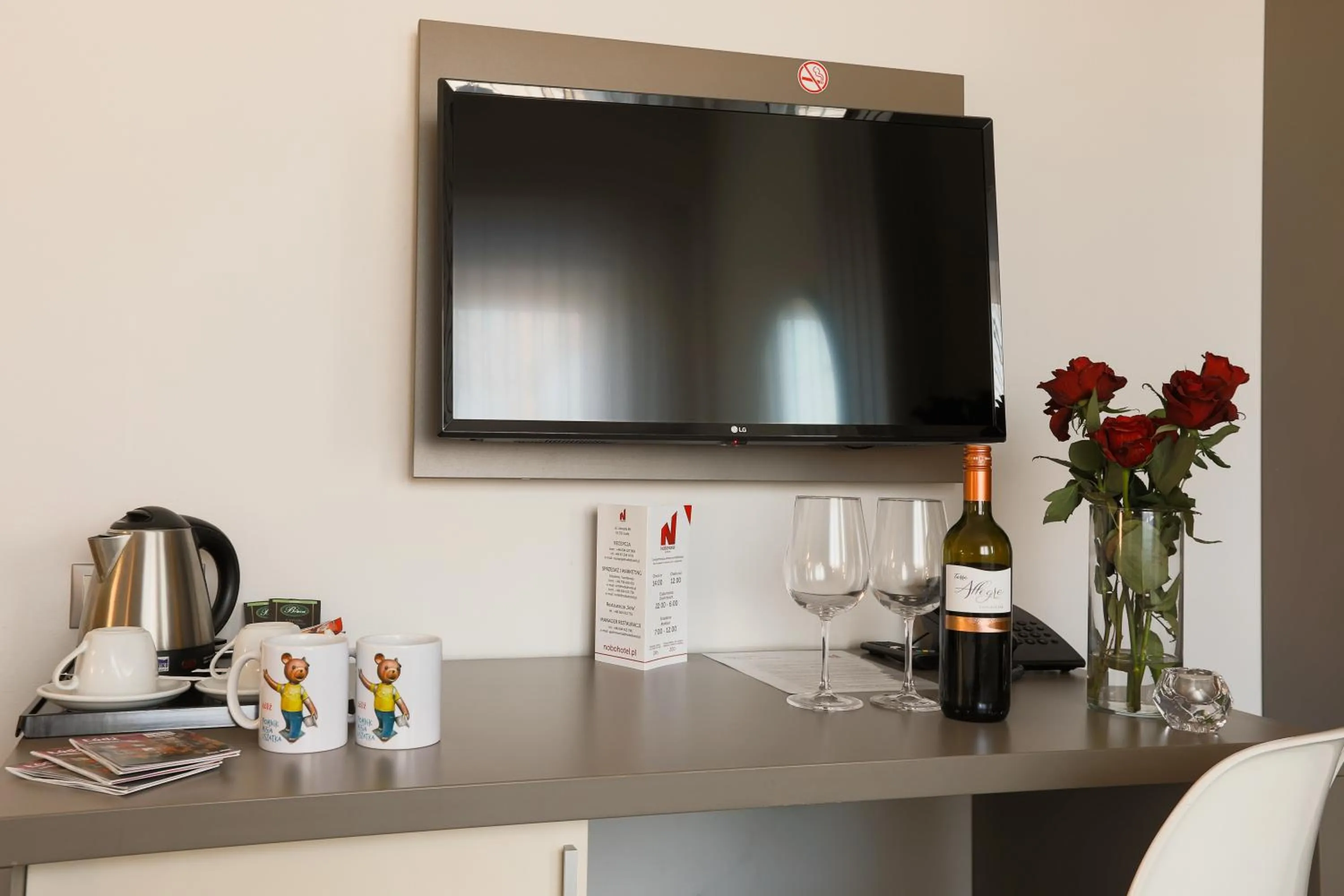TV and multimedia in NoBo Hotel - business