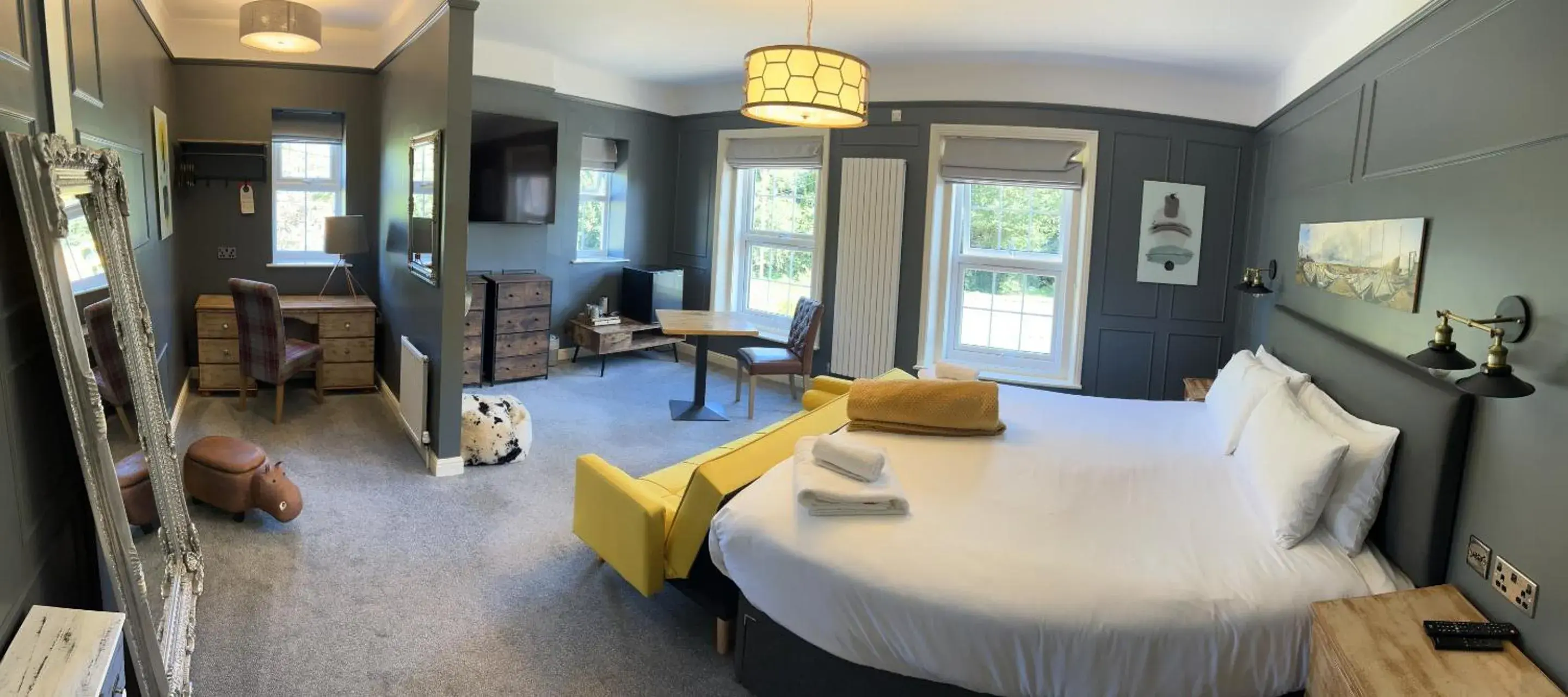 Bedroom, Bed in The Plough Inn Bedroom, Bed in The Plough Inn