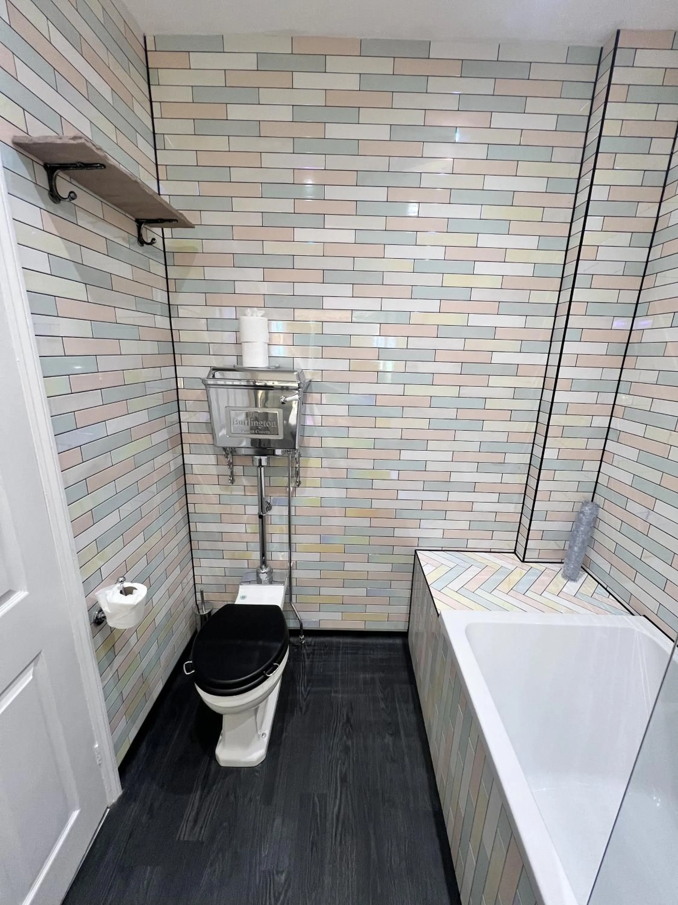 Bedroom in The Plough Inn