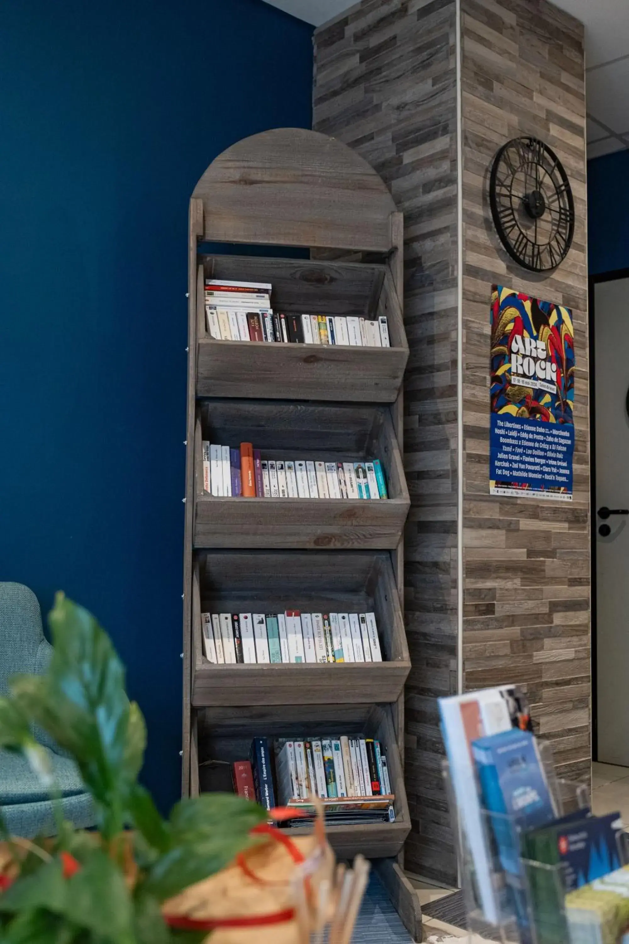 Property building in Contact Hôtel du Champ de Mars de Saint-Brieuc Property building in Contact Hôtel du Champ de Mars de Saint-Brieuc