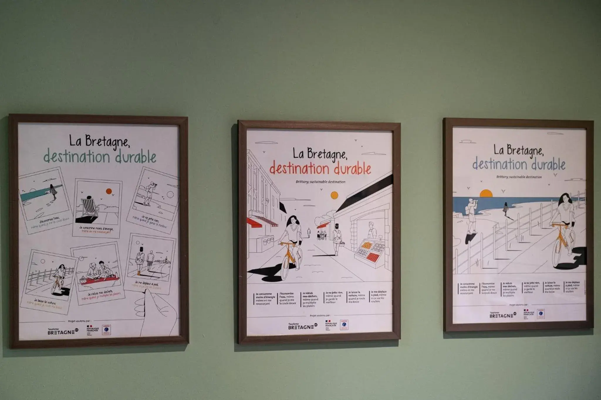 Property building in Contact Hôtel du Champ de Mars de Saint-Brieuc Property building in Contact Hôtel du Champ de Mars de Saint-Brieuc