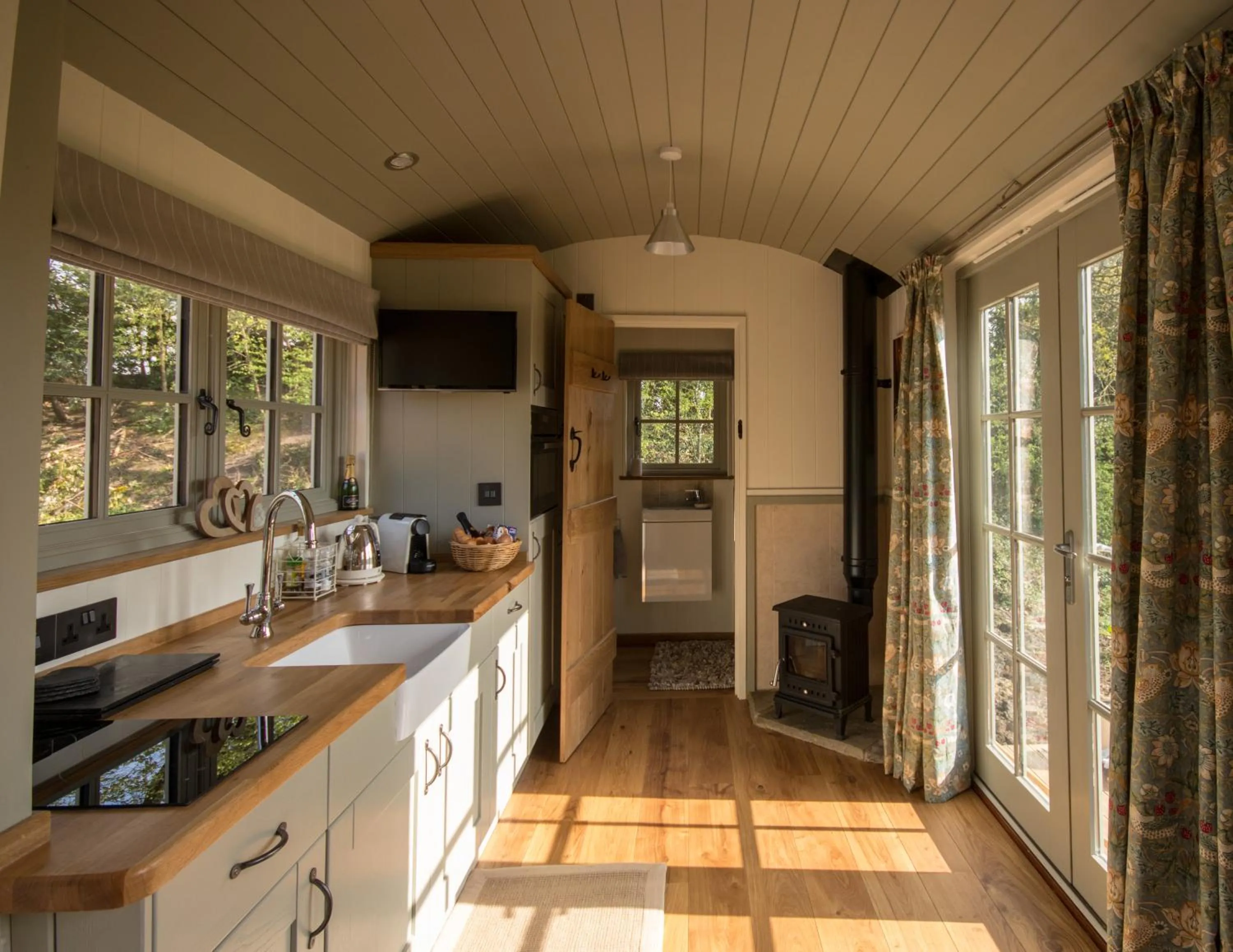 Luxury Shepherds Hut