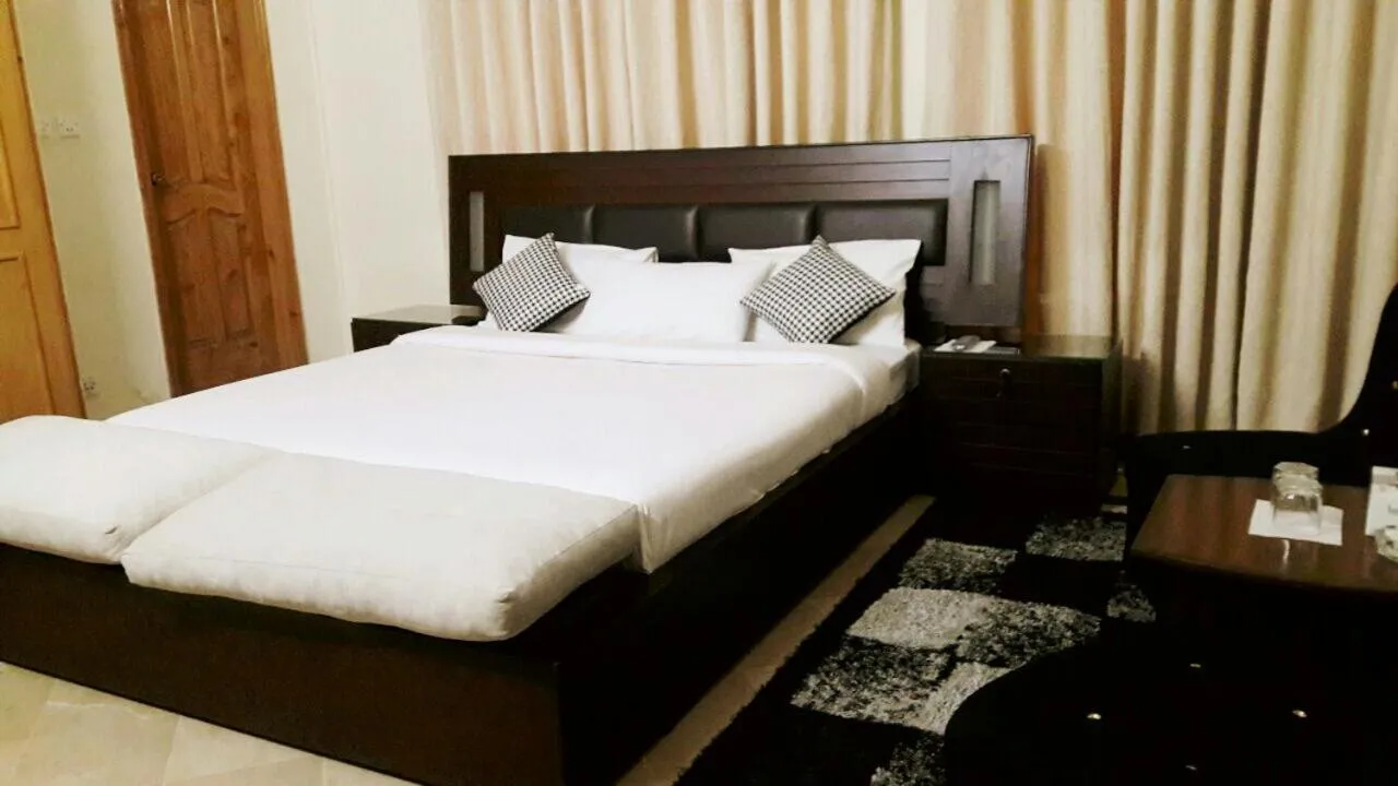 royal cottage guest house