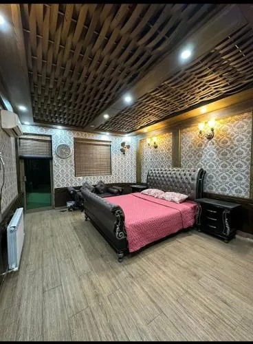 royal cottage guest house